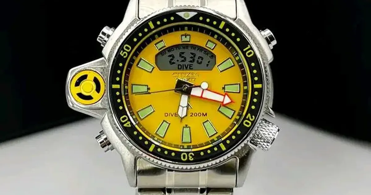 Relogio Citizen ProMaster Yellow