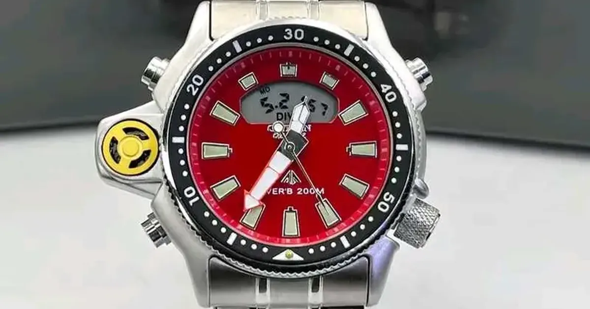 Relogio Citizen ProMaster Red