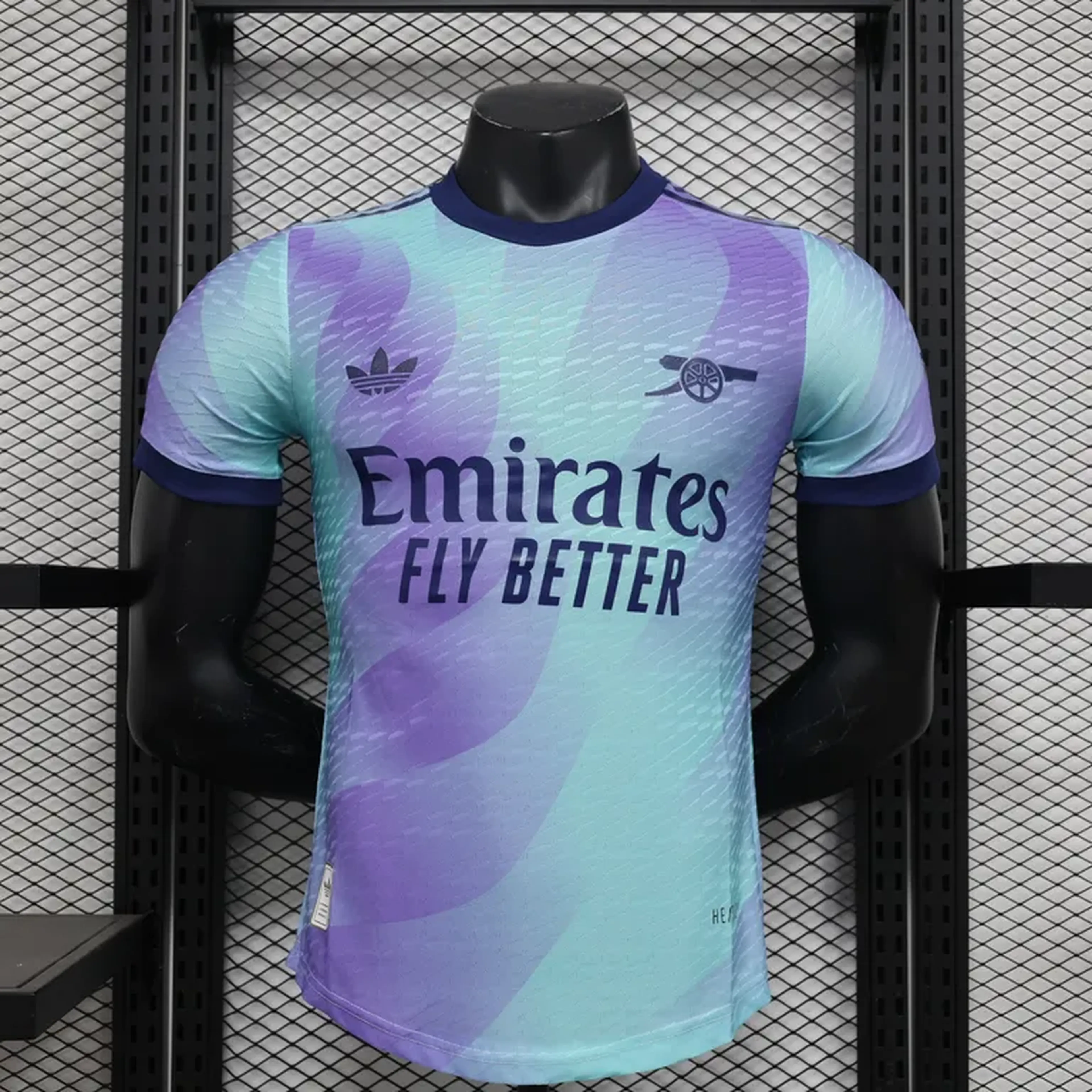 CAMISA ARSENAL III - VERSÃO JOGADOR 24.25 imagem