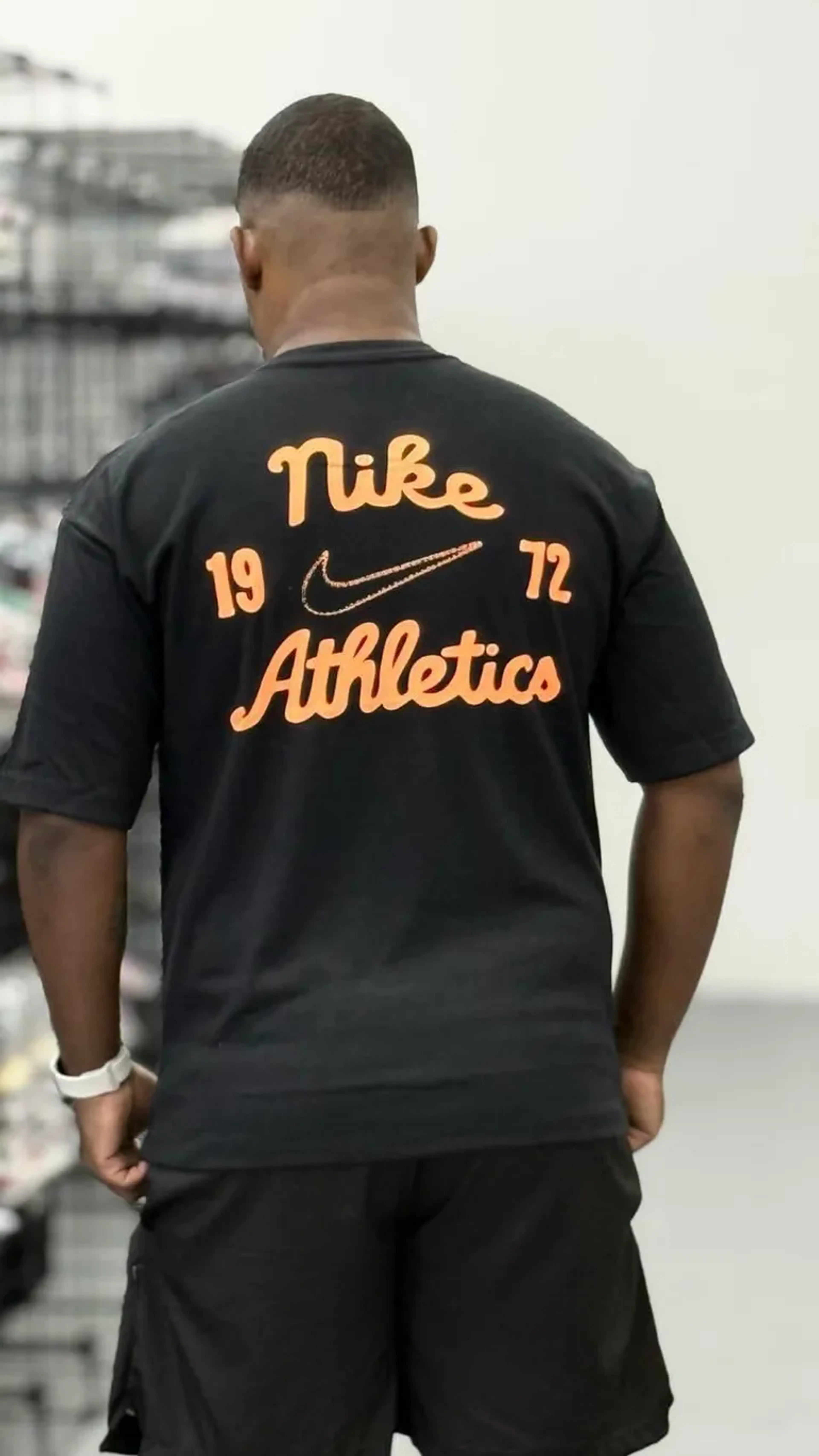 Camisa Oversize Nike Neon L imagem