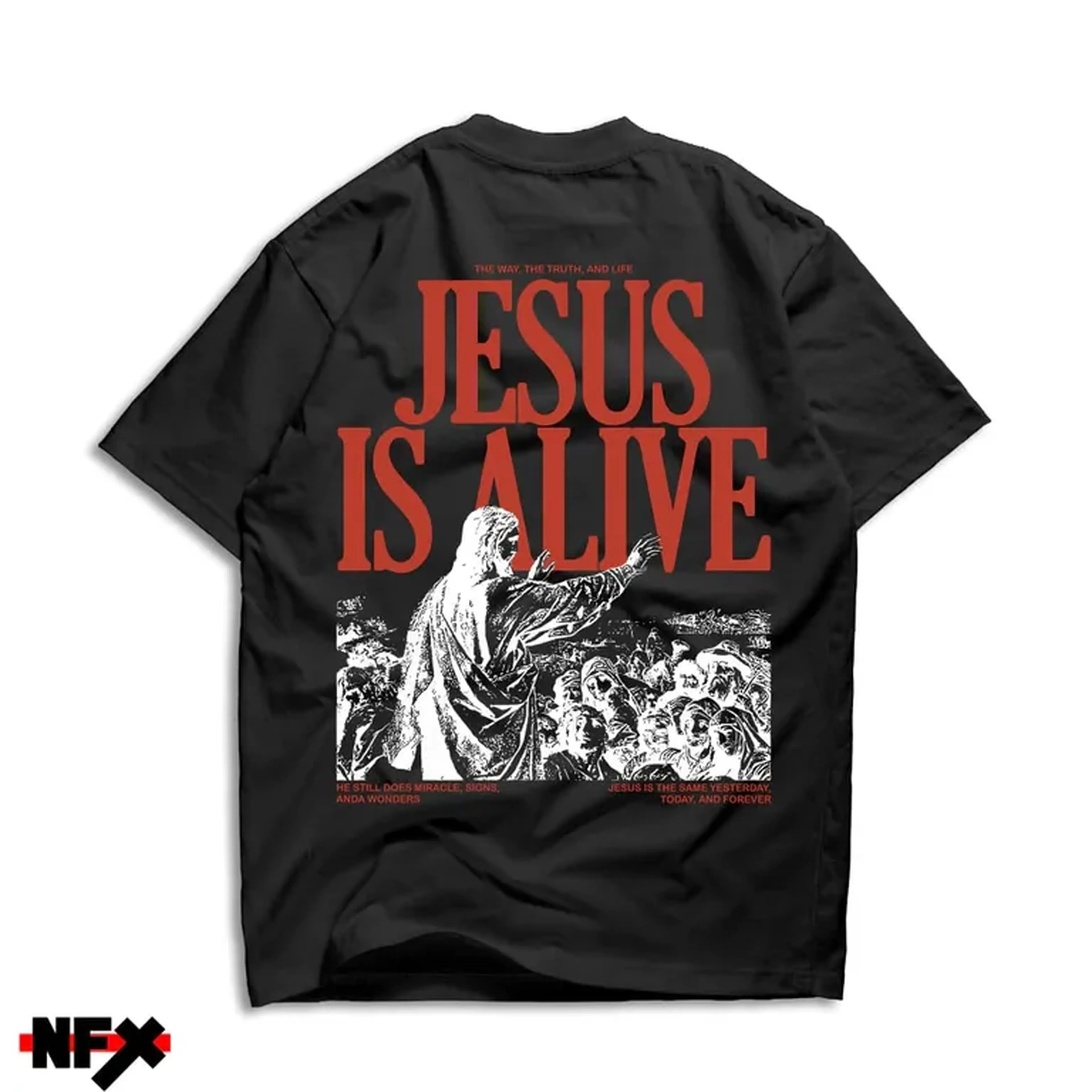 Camiseta Oversized: Jesus is Alive - TAM - M,G,GG imagem