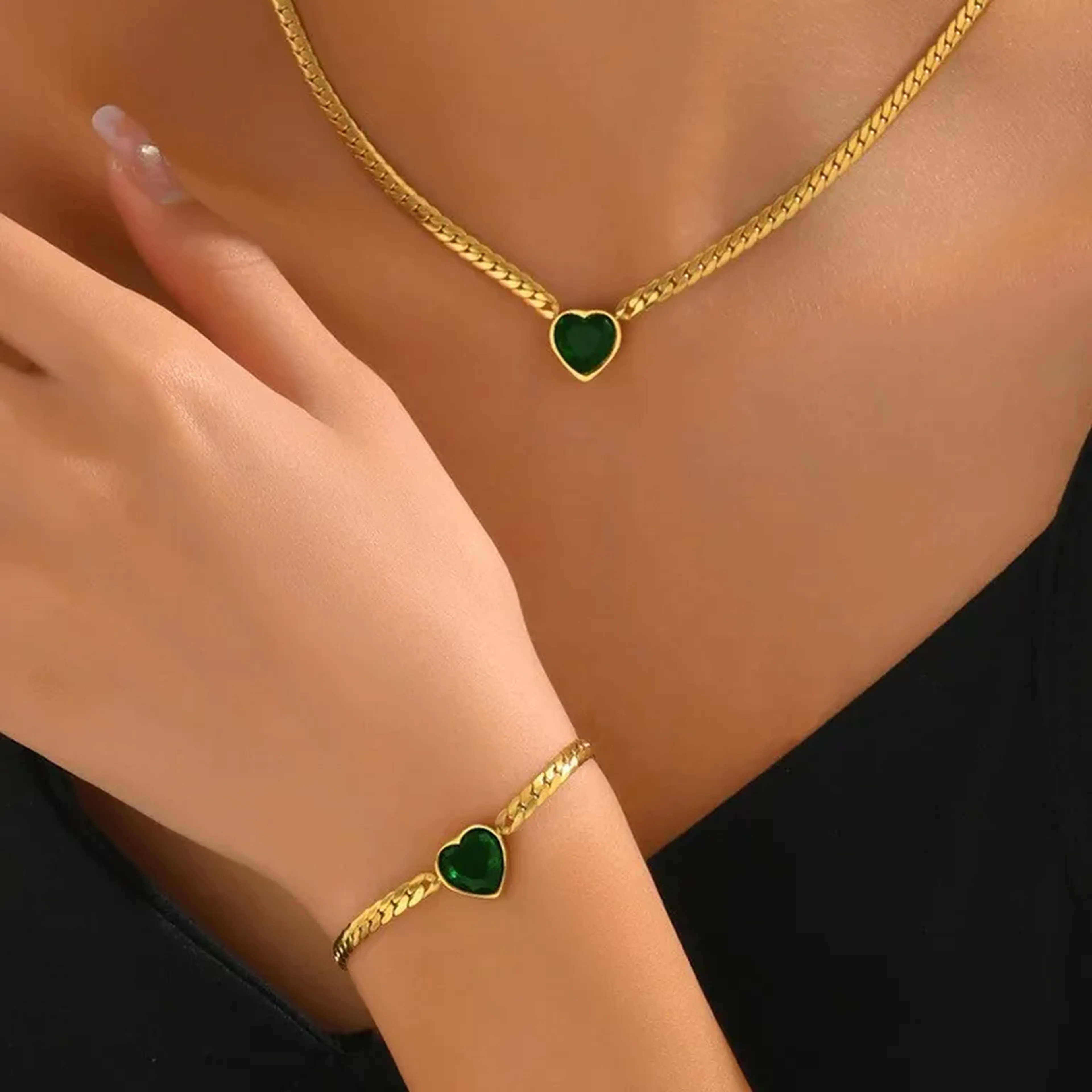 kit Feminino Coração de Cristal Ouro 18k imagem