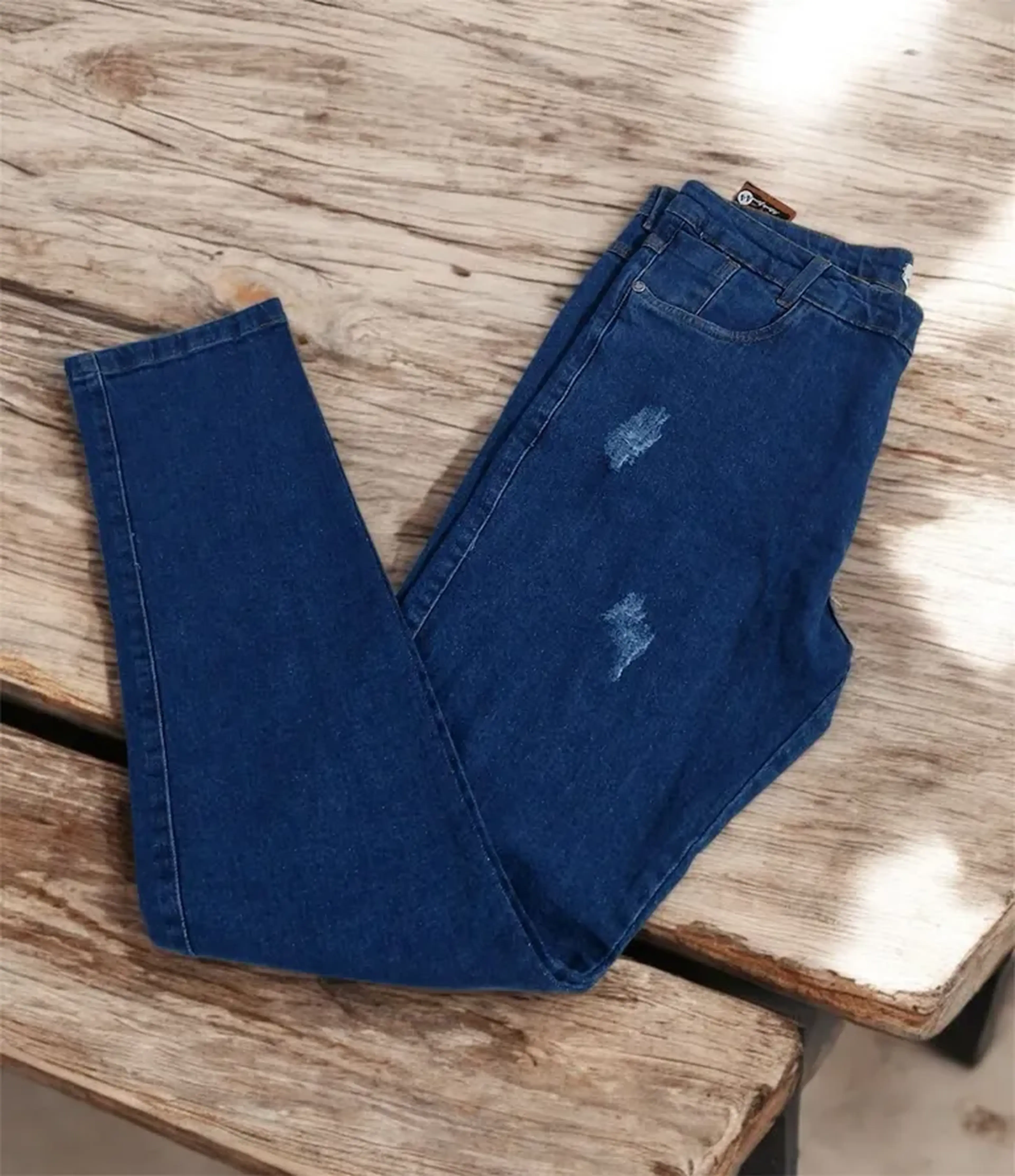 Calça jeans skinny imagem