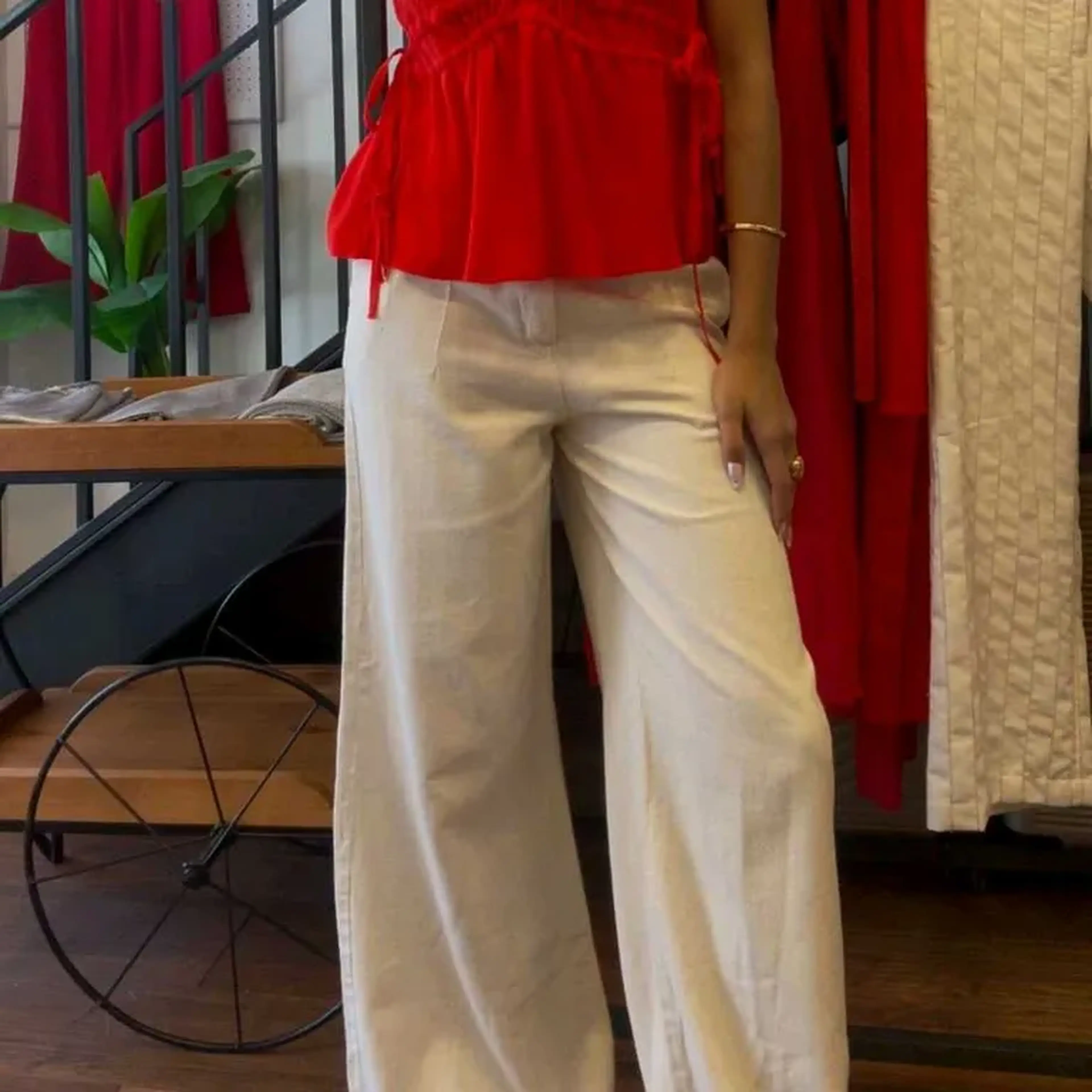 Calça de linho natural imagem