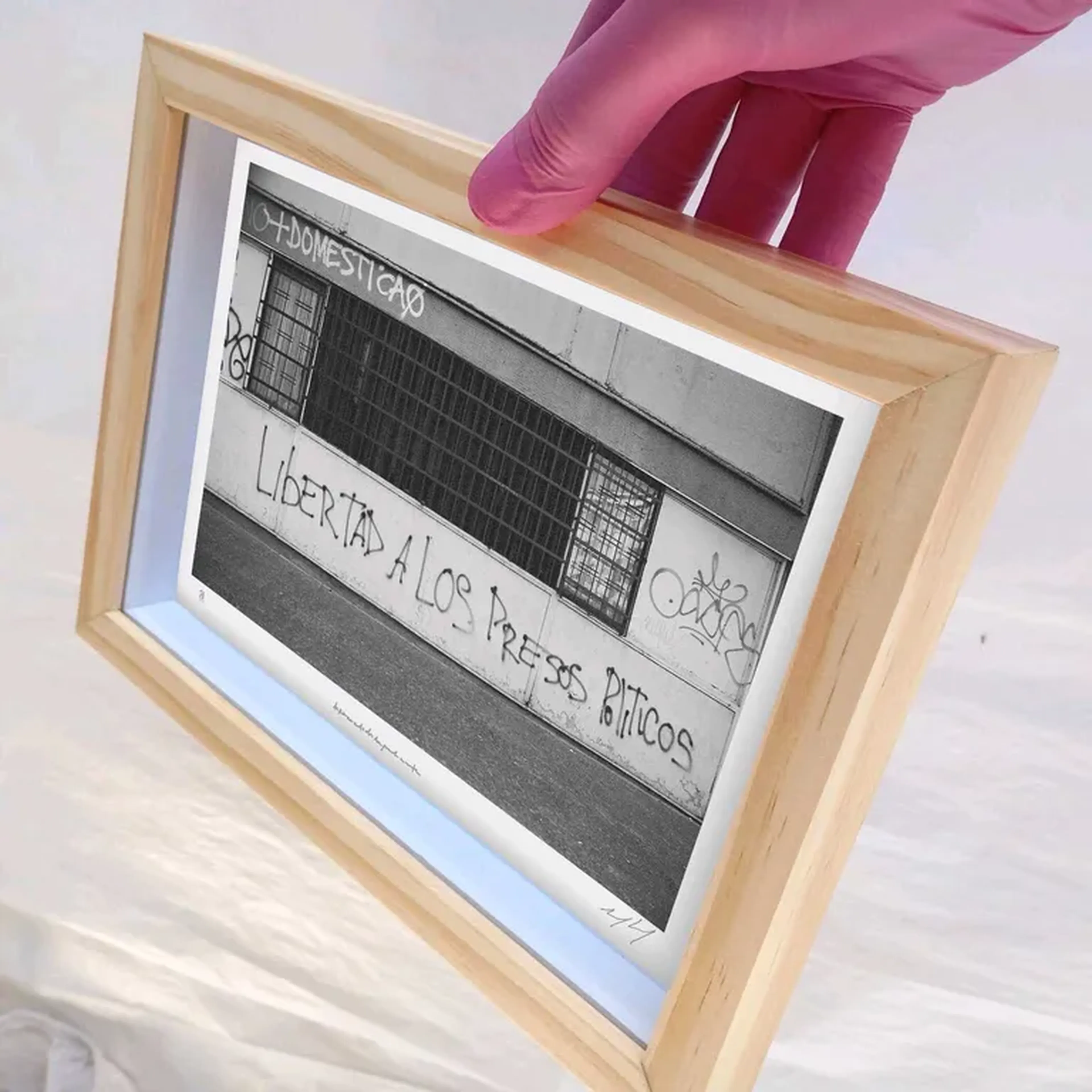 Palávoras - Presos políticos - 15x21 cm moldura alta imagem