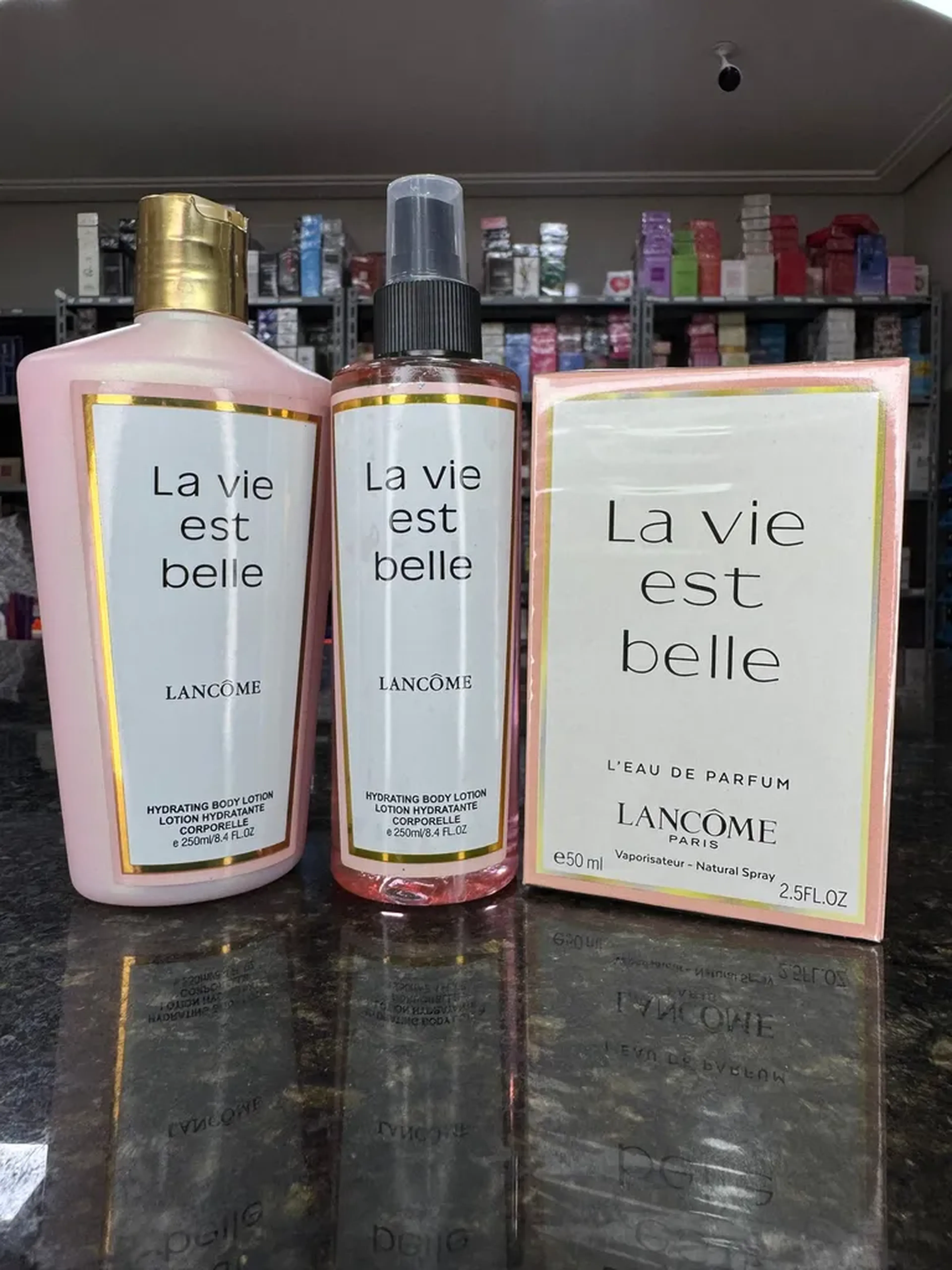Kit Feminino Lá Vie Est Bel-Perfume 50ml+Body Splash+Hidratante) imagem