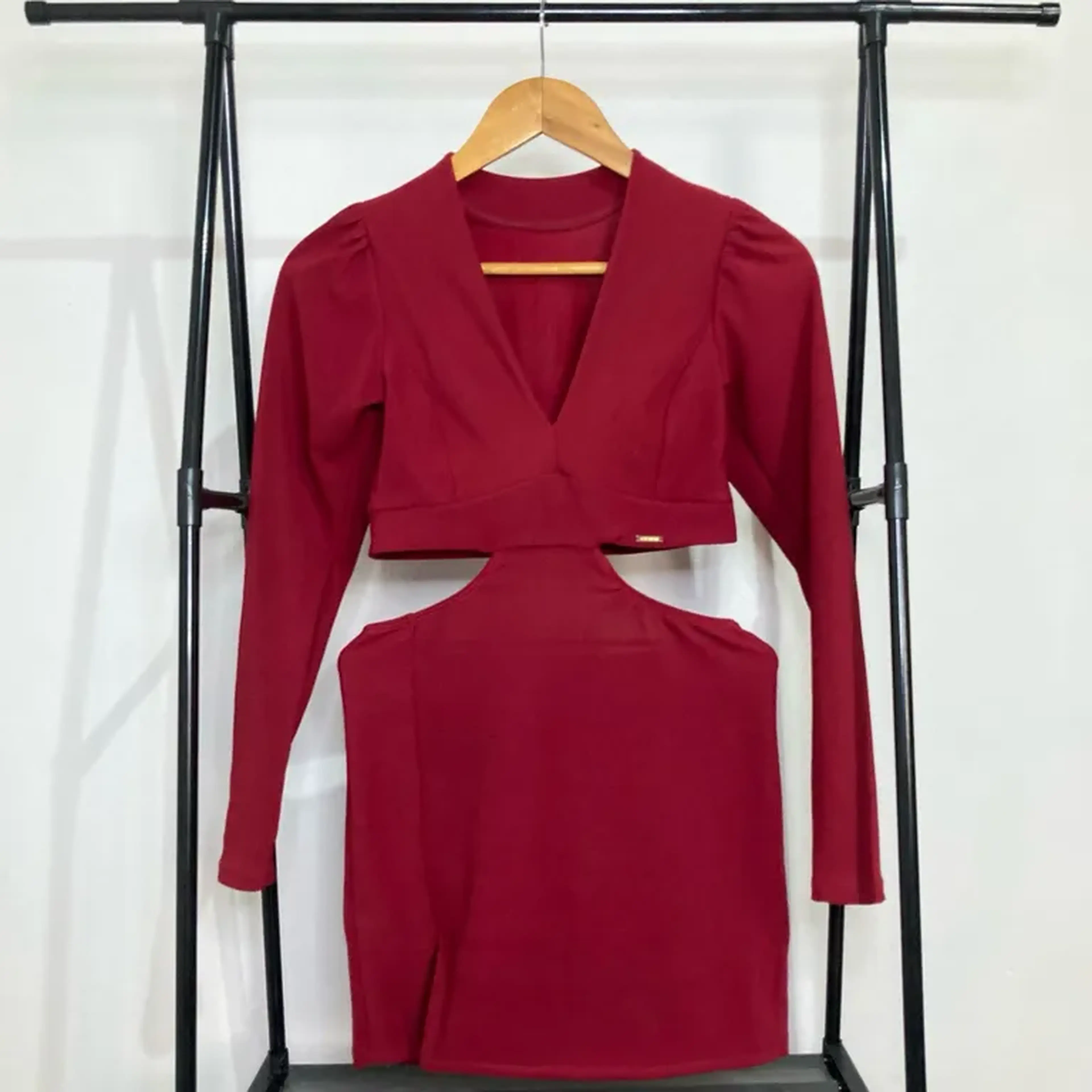 Vestido vinho com abertura e fenda ♥️ imagem