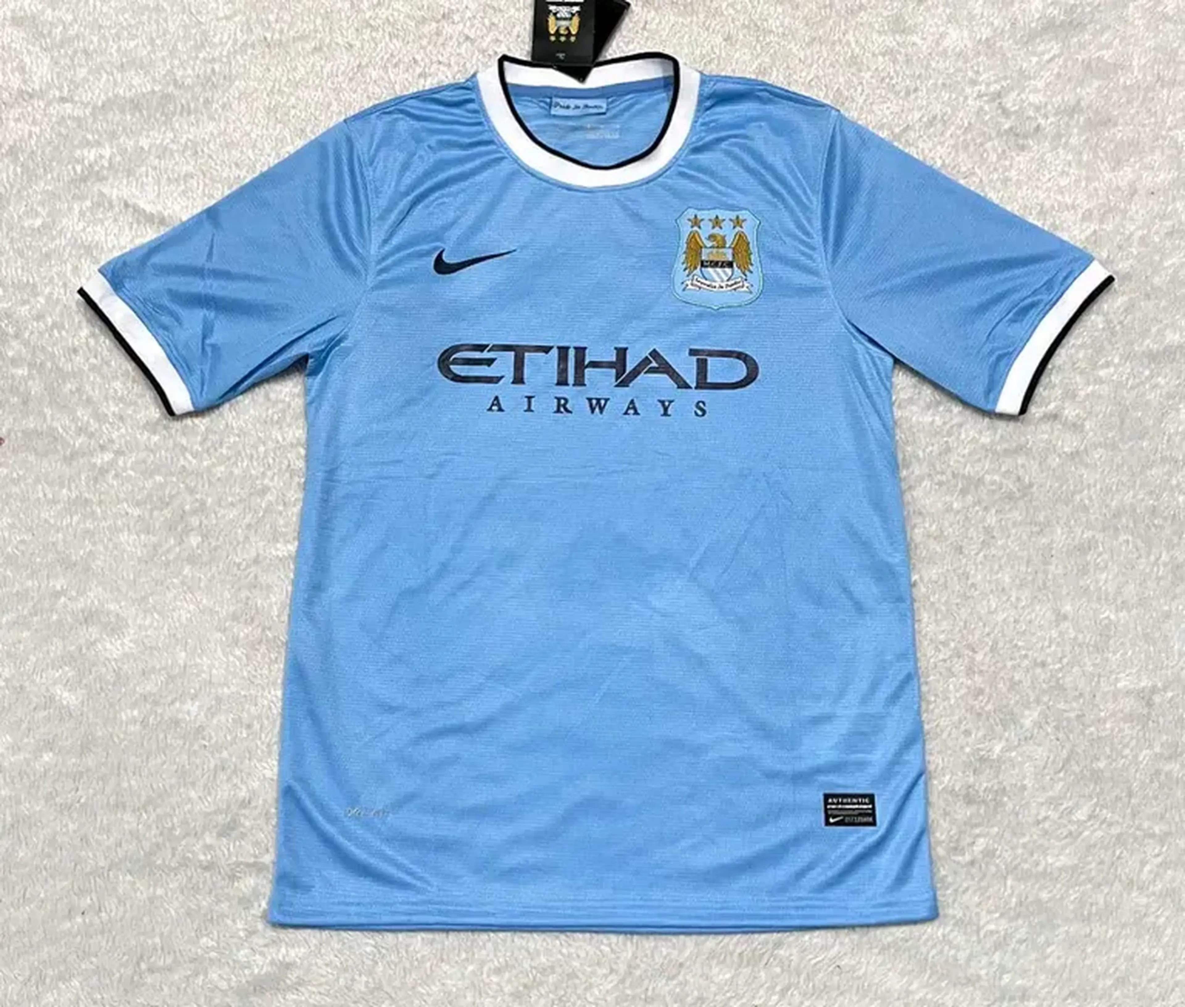 Uniforme Manchester City retrô imagem