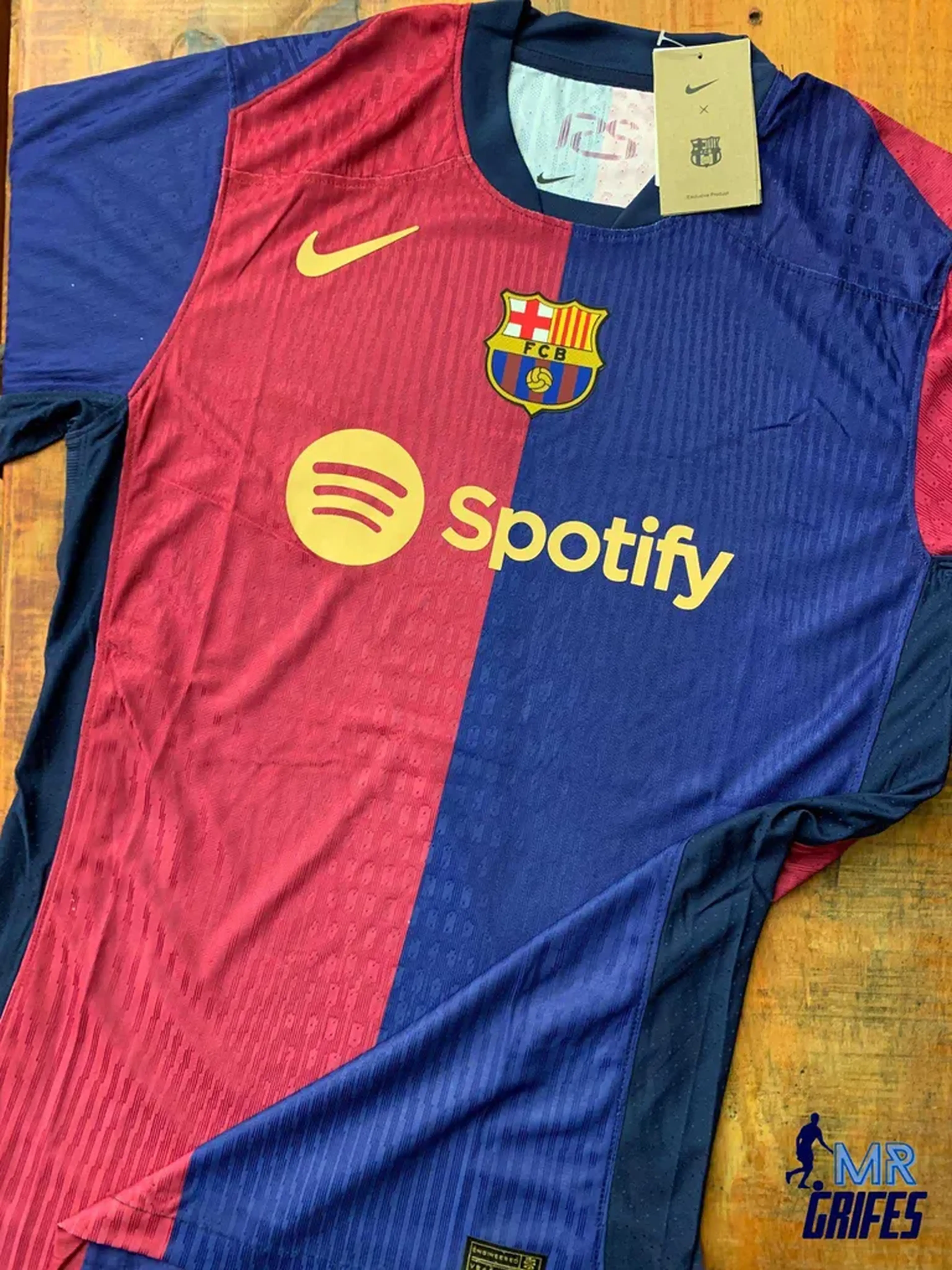 Uniforme Barcelona I 2024 imagem
