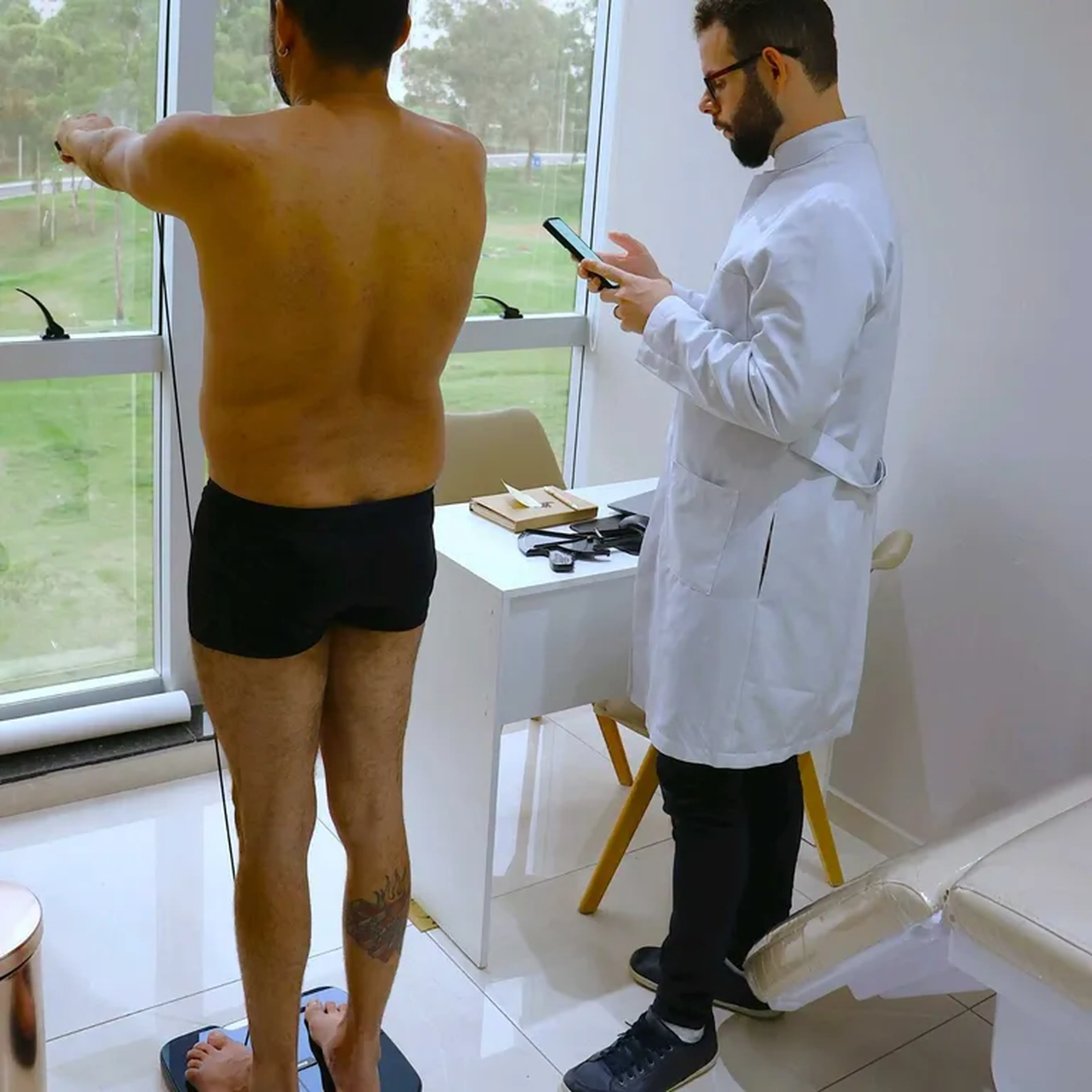 Avaliação física por bioimpedância imagem