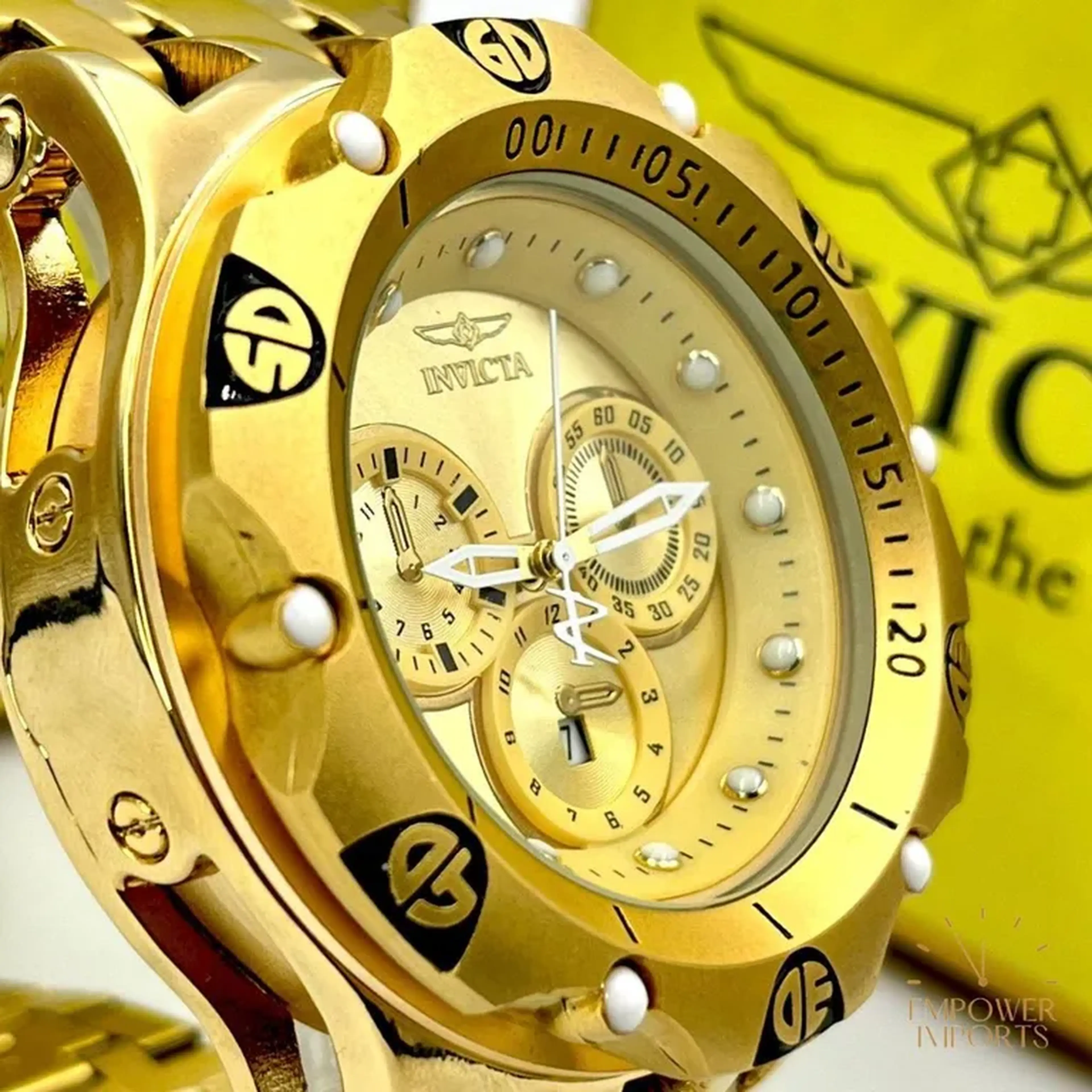 Relógio Invicta Hybrid Fundo Dourado imagem