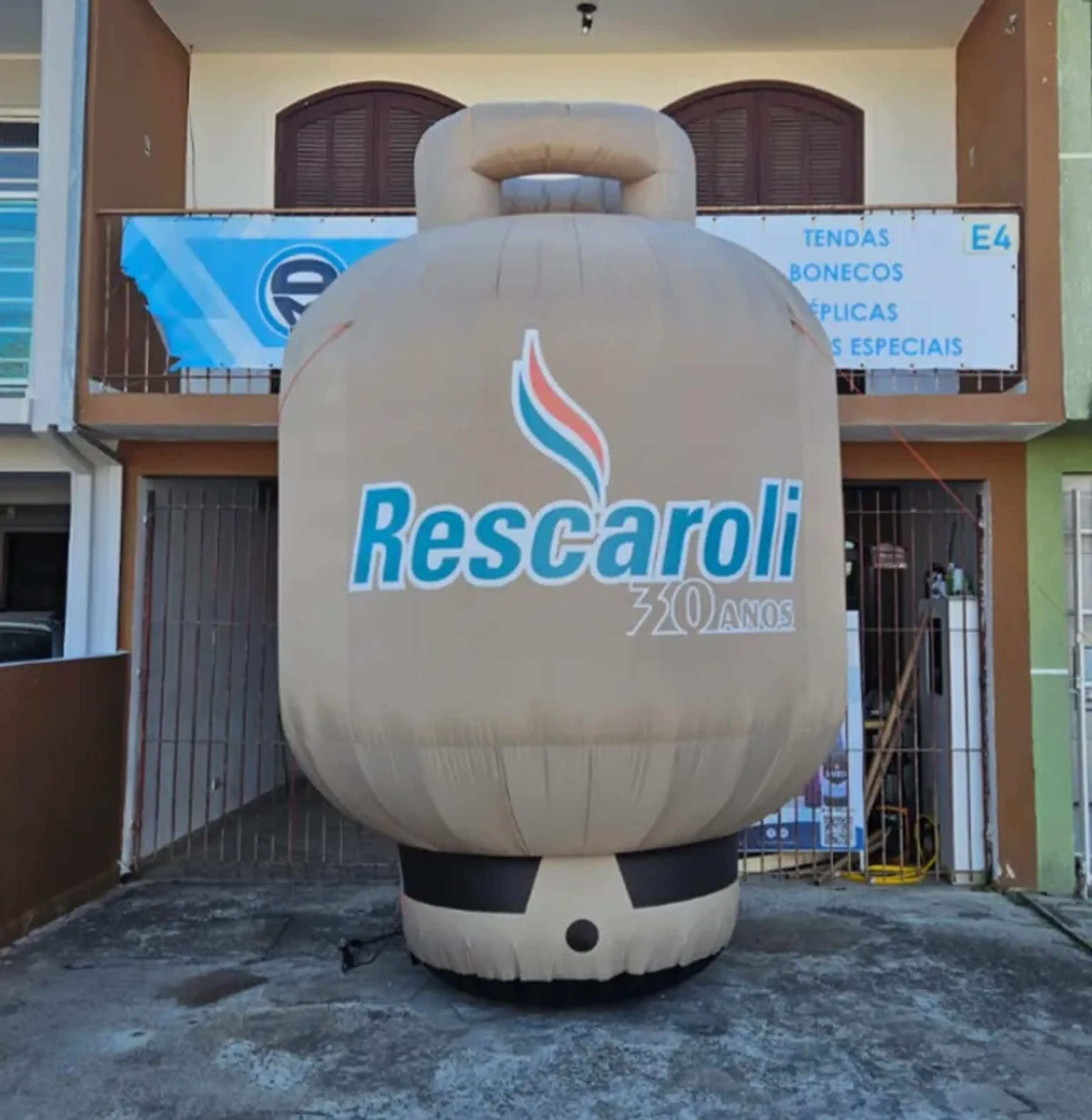 Inflável Botijão de gas 3 metros personalizado imagem