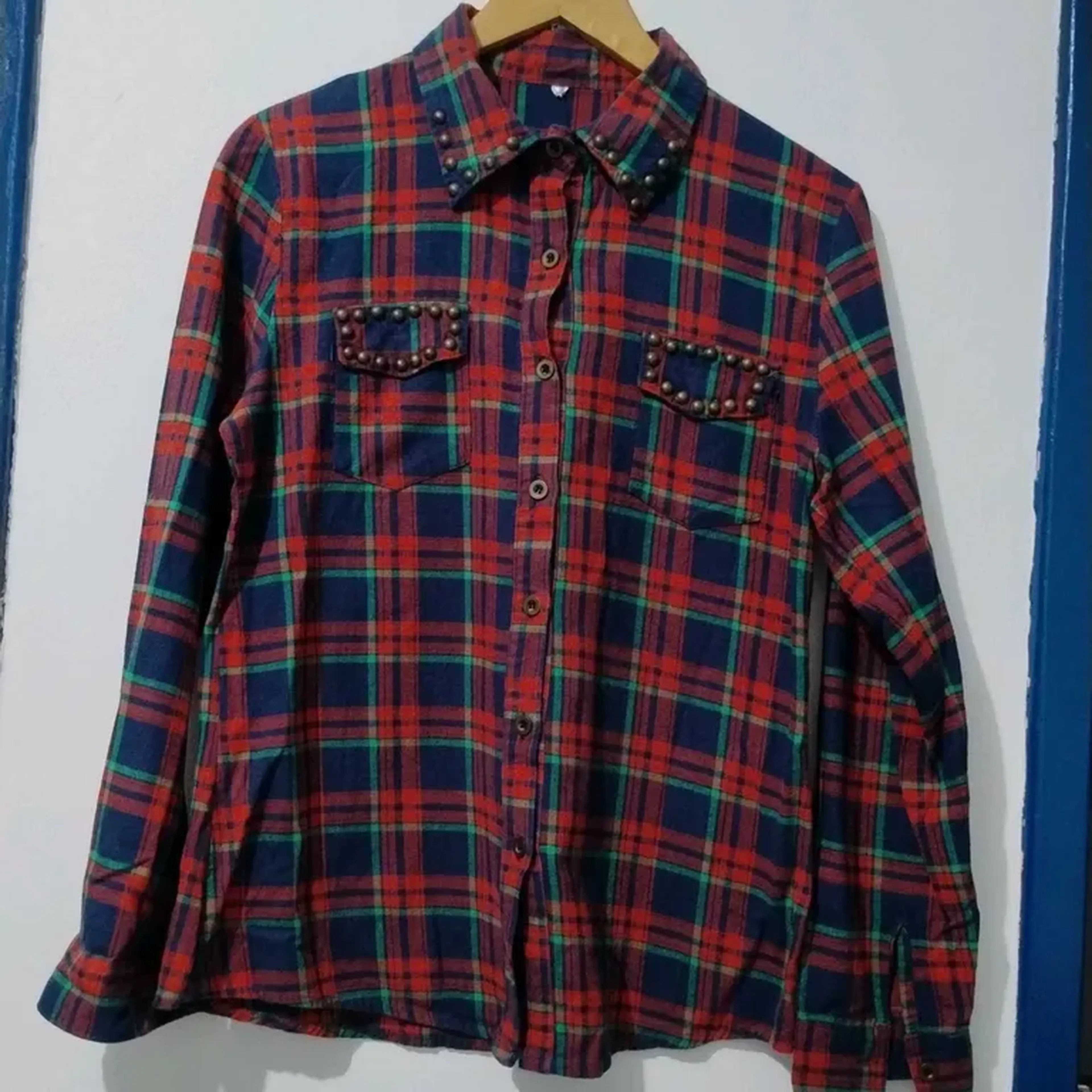 Camisa Xadrez Feminina Desconto: De 30,00 Por 27,00 imagem