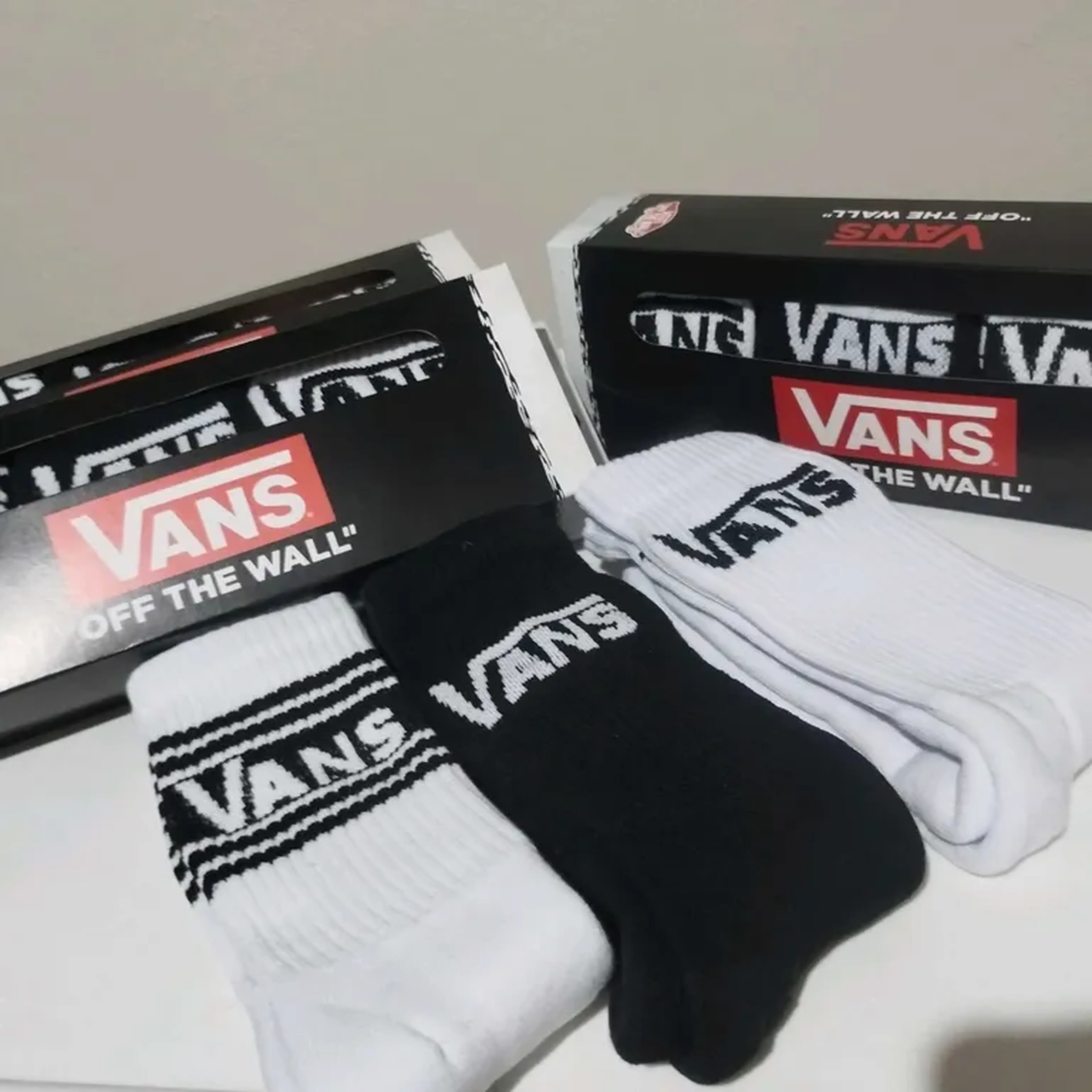 Kit 3 meias Vans 100% algodão imagem