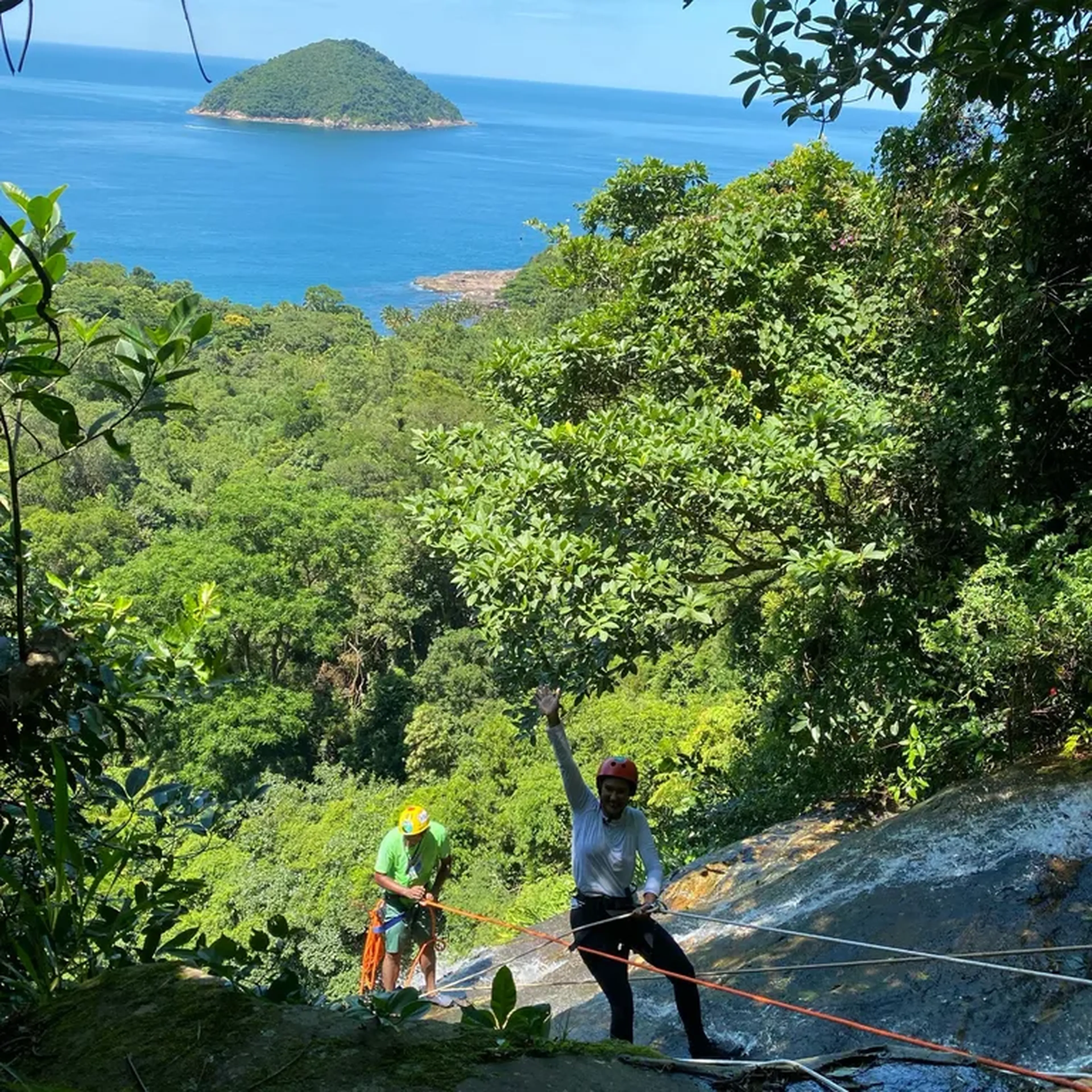 (25-10) Rapel em Calhetas e Praias de Calhetas e Maresias imagem