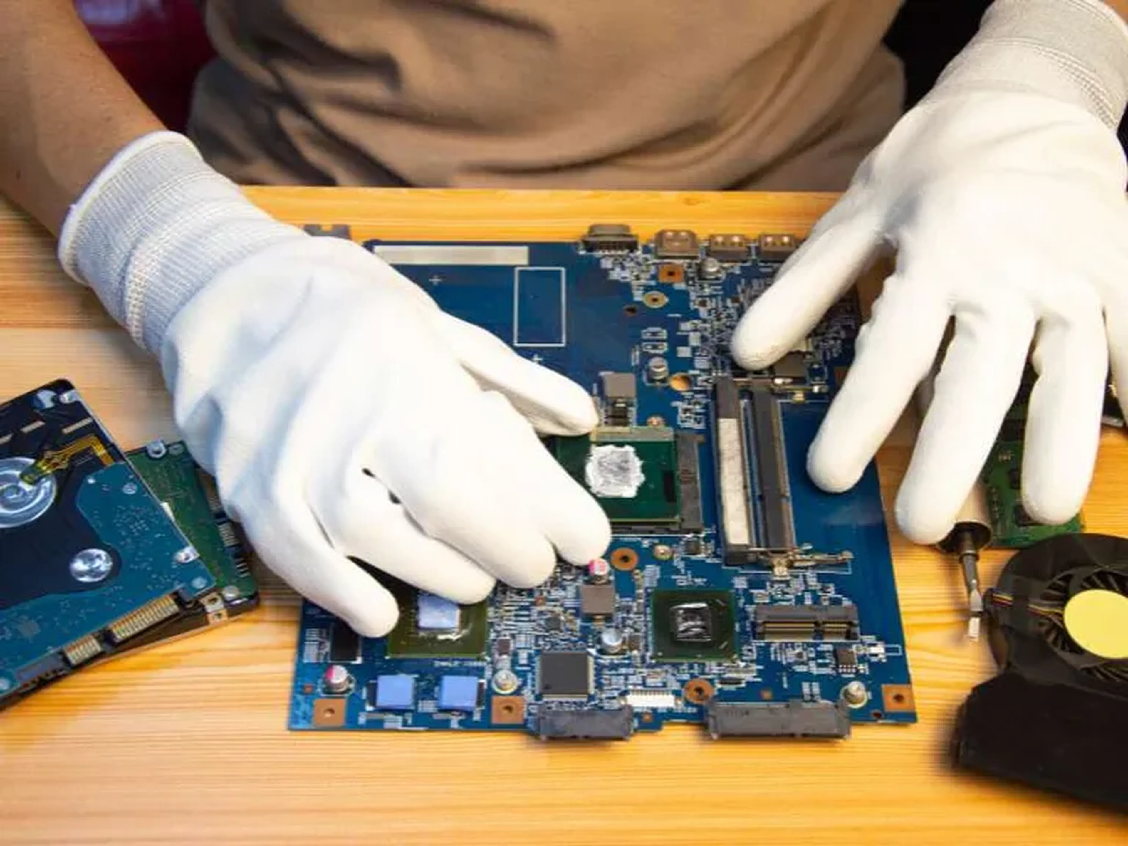 Reparo Especializado em Placa Mãe com Análise de Sintomas imagem