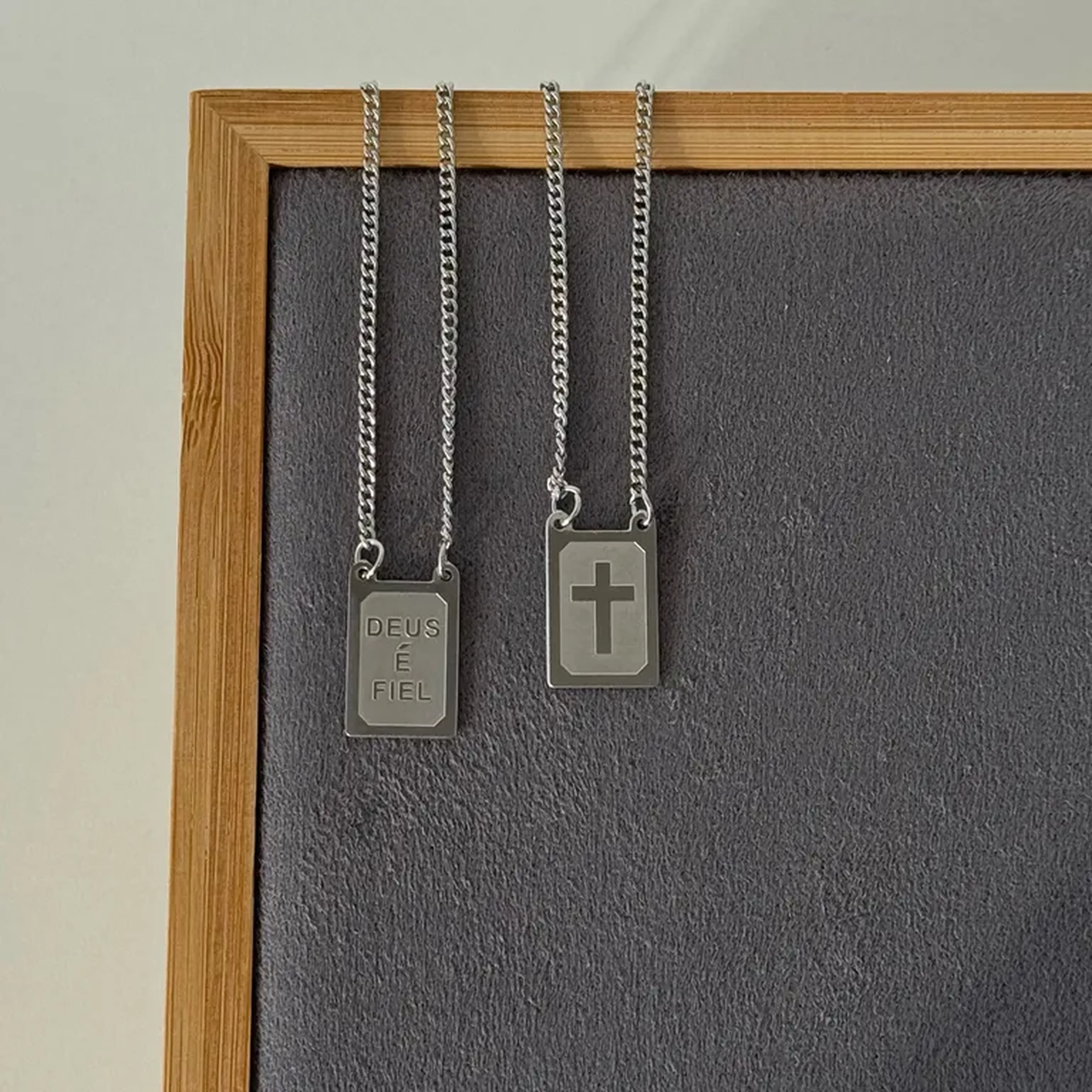 ESCAPULÁRIO DEUS É FIEL - 70CM (AÇO INOX) imagem