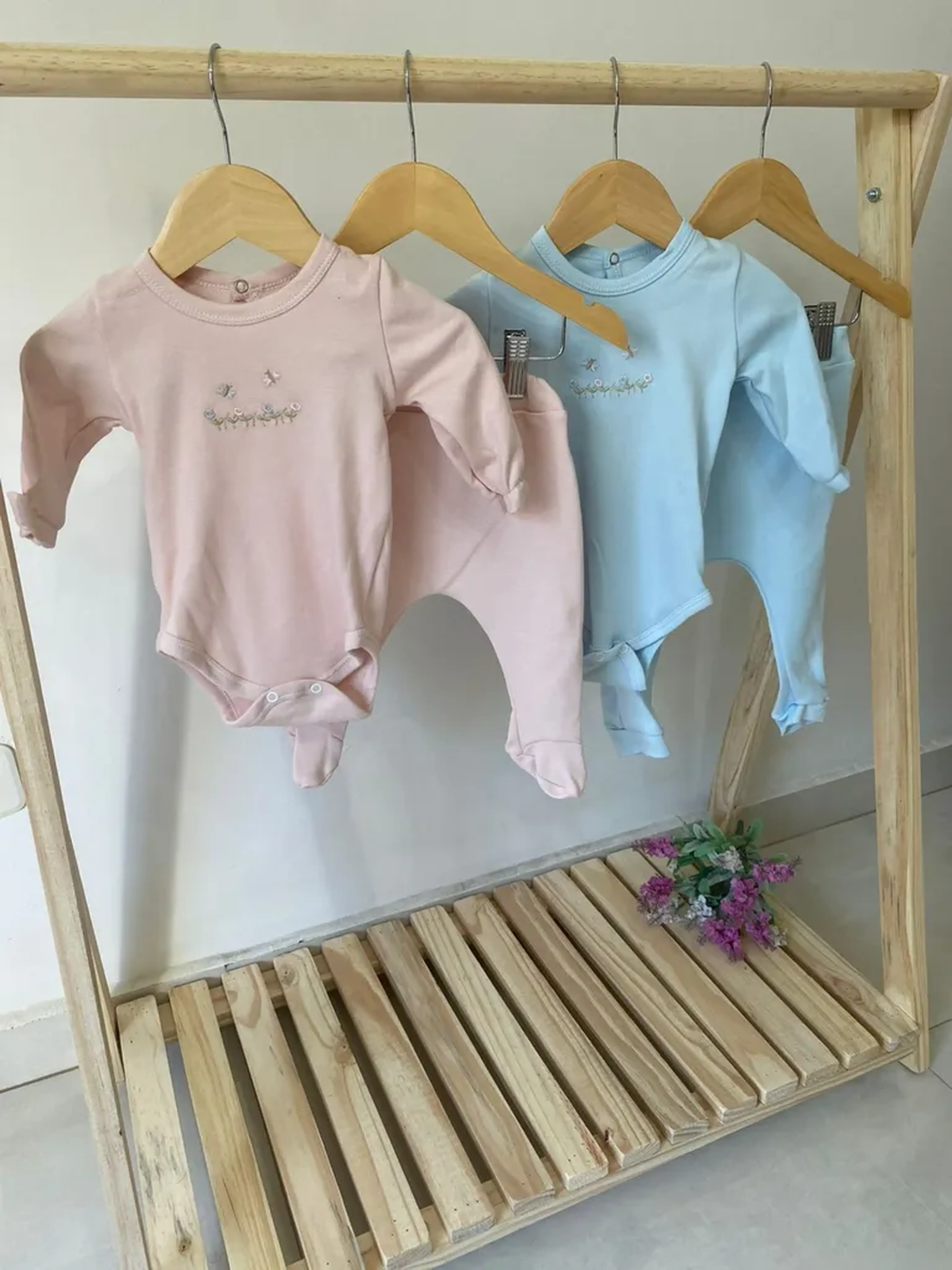 Conjunto Bordado Abelhinha imagem