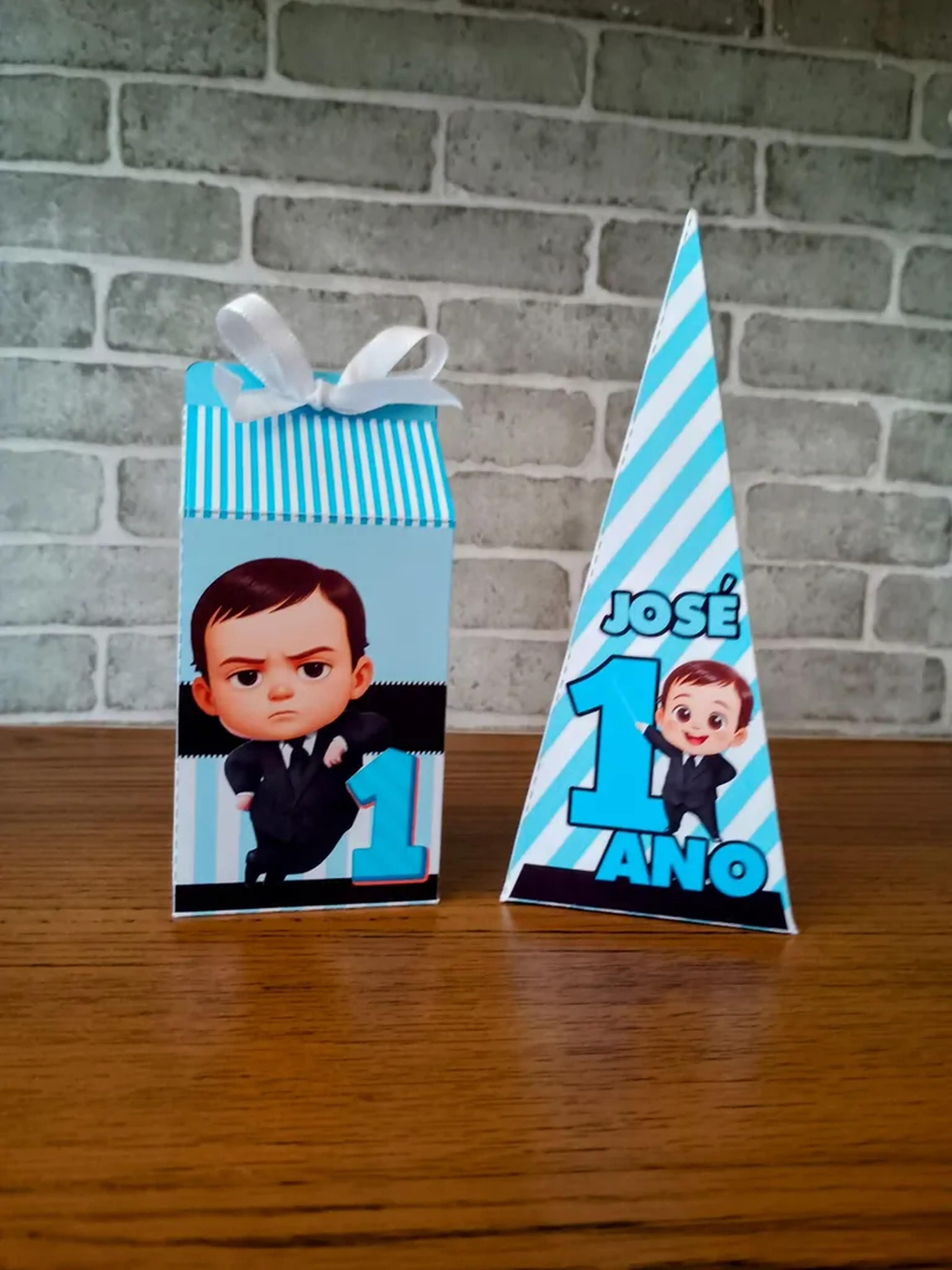 Caixinhas Personalizadas com mascotinho imagem