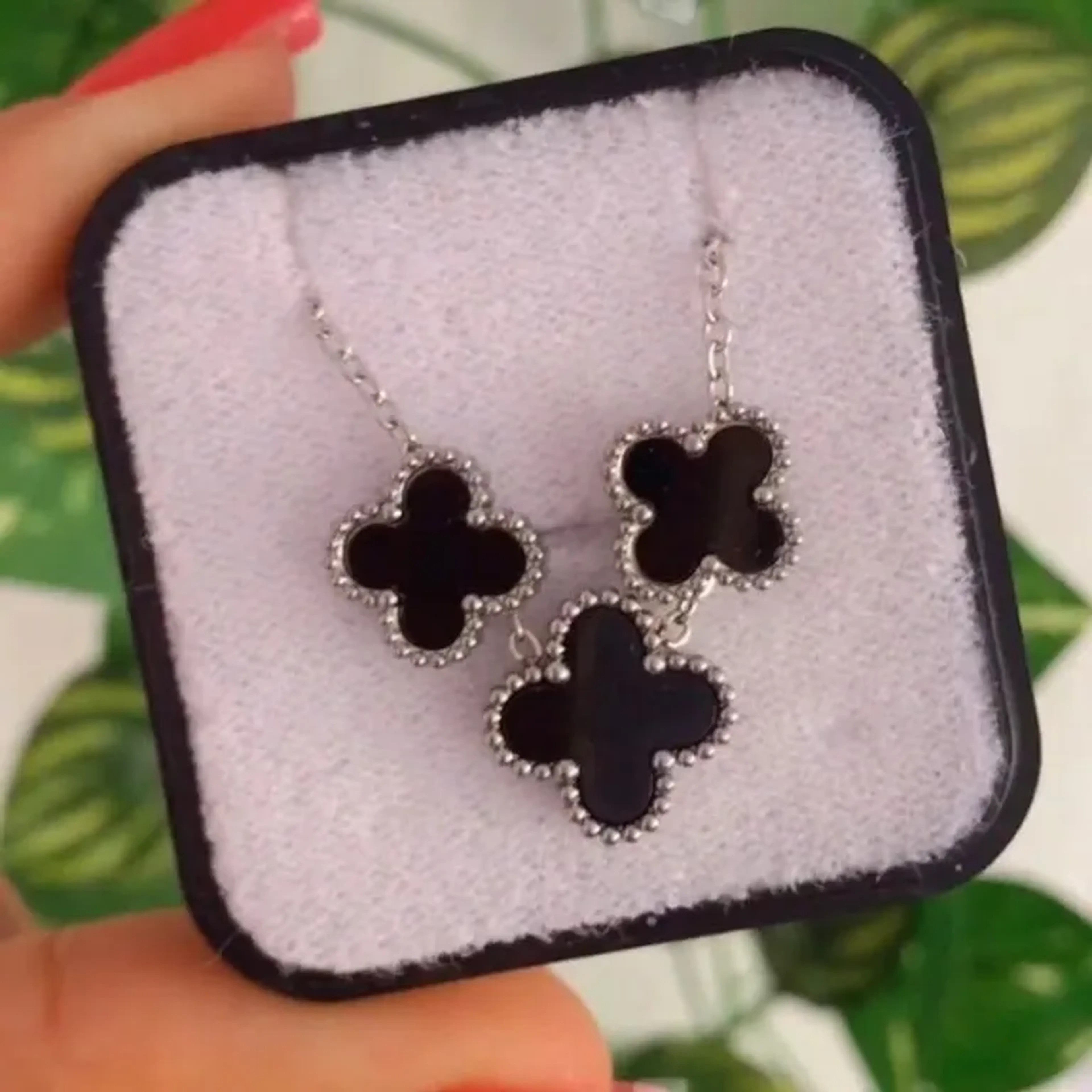Conjunto trevo preto - Aço Prateado imagem