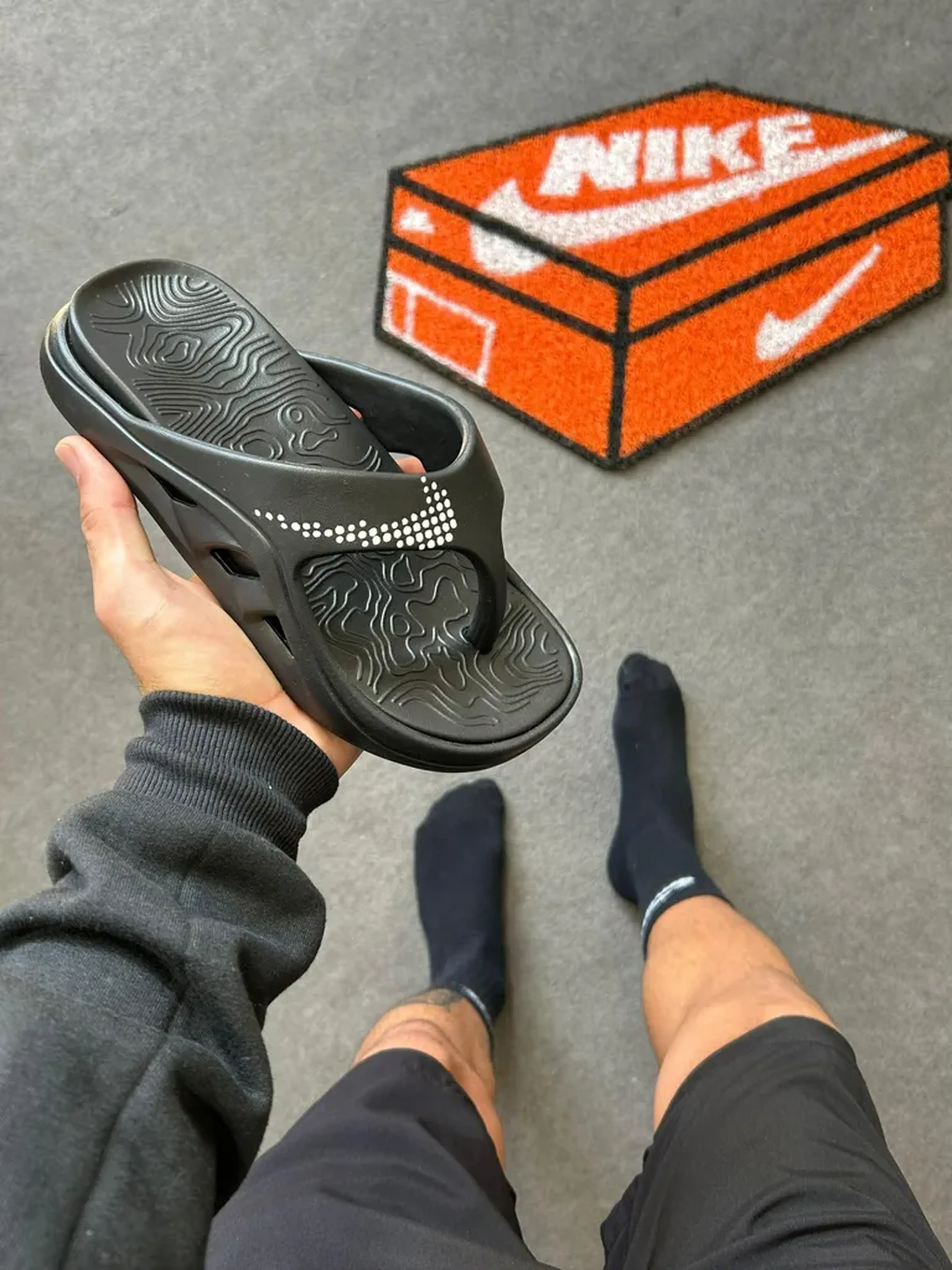 NOVIDADE - Chinelo Nike imagem