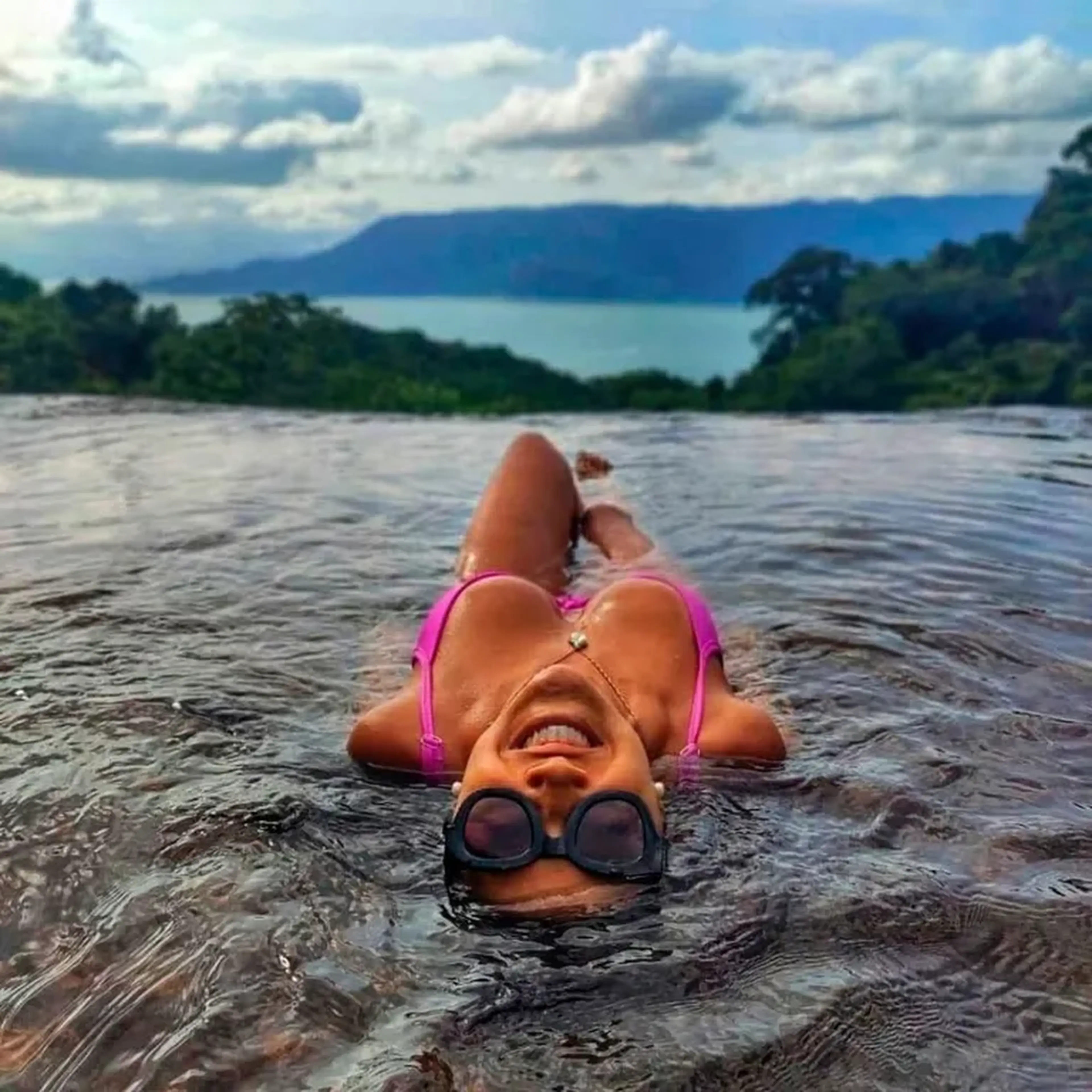 TOUR SENSACIONAL EM ILHABELA imagem