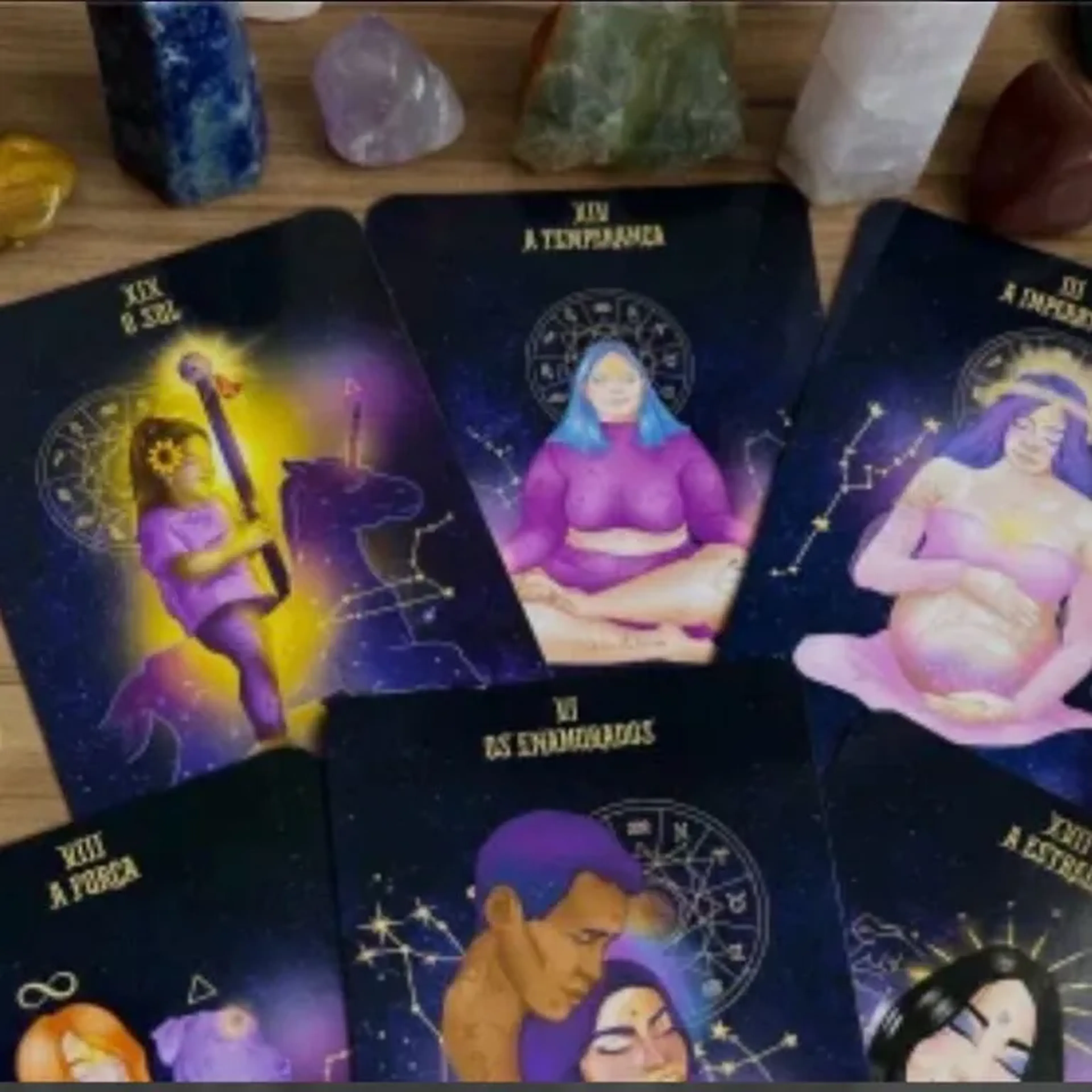 3 Perguntas ao Tarot ( Resposta Detalhada e Terapêutica) imagem