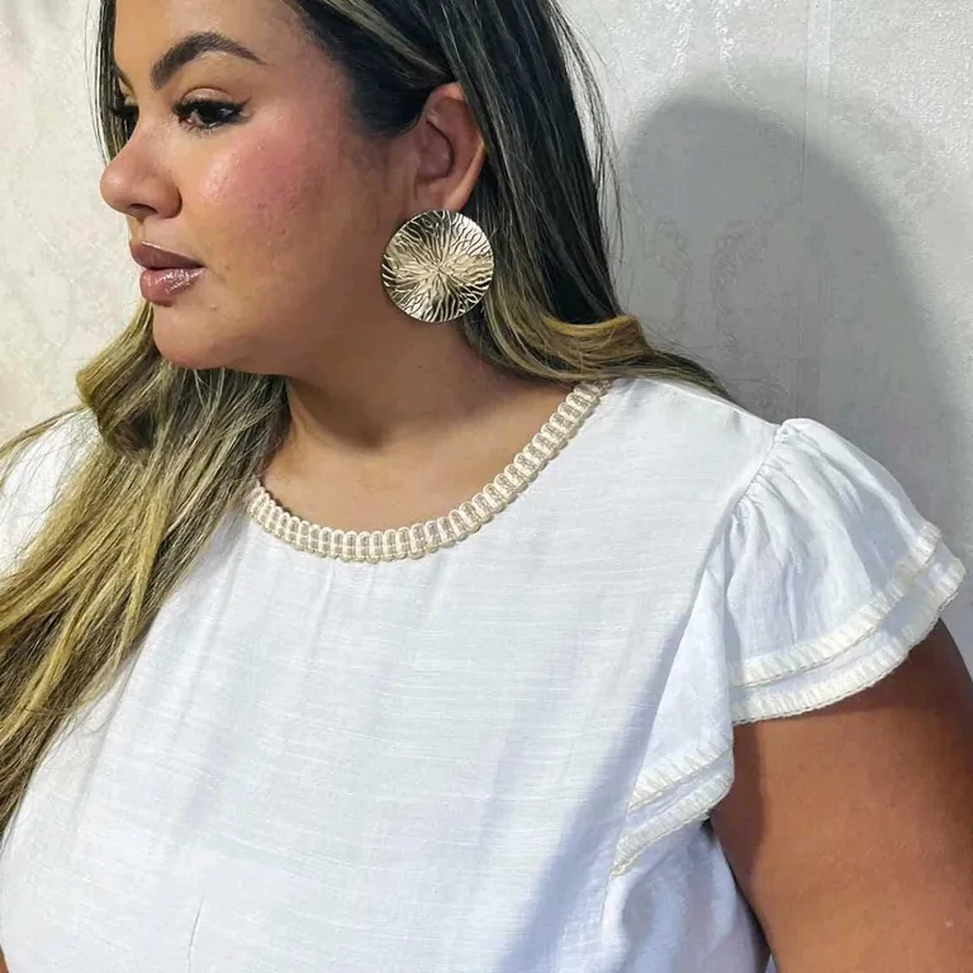 BLUSA NOBREZA COM GOLA BORDADA BRANCA imagem