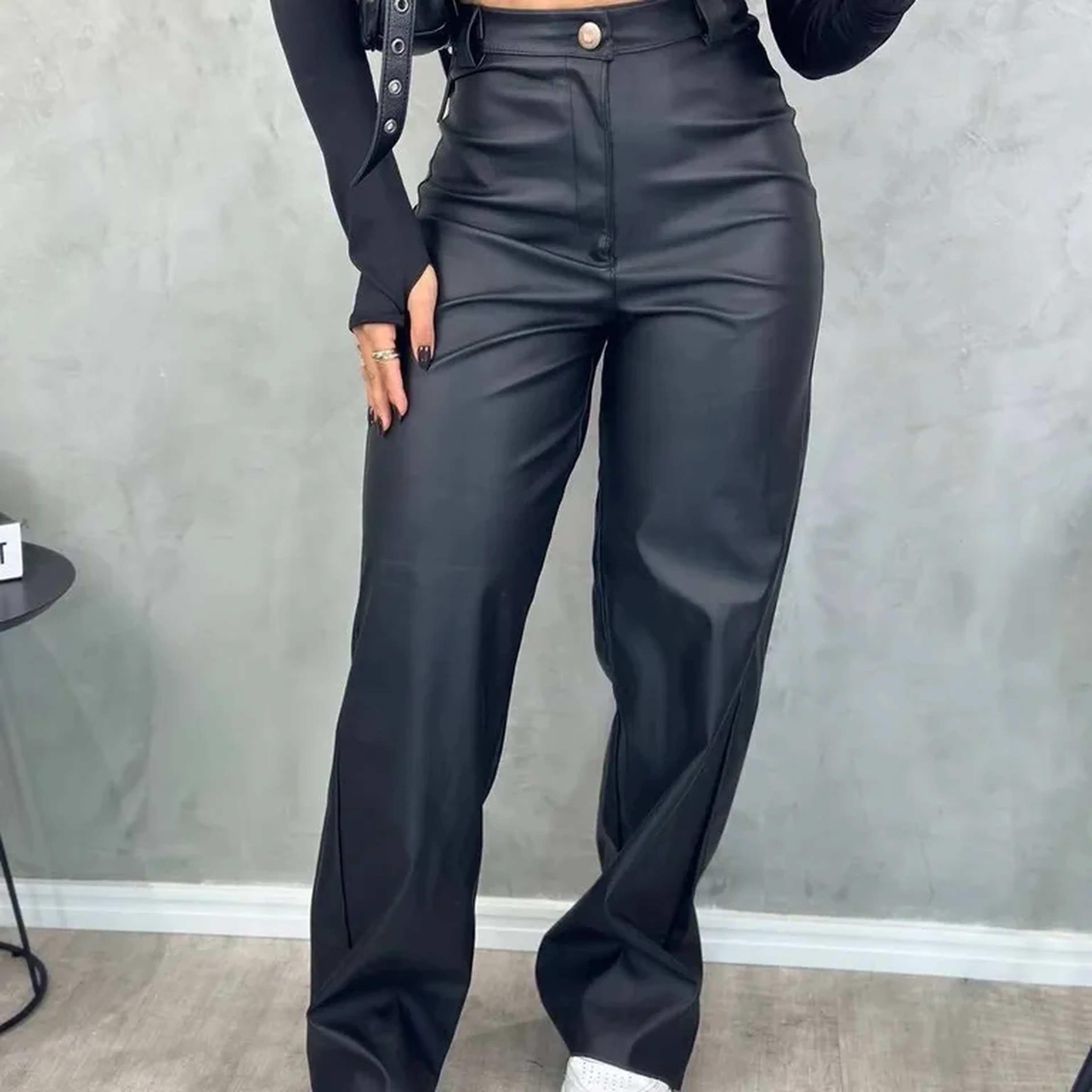 Calça couro Manu wide leg imagem
