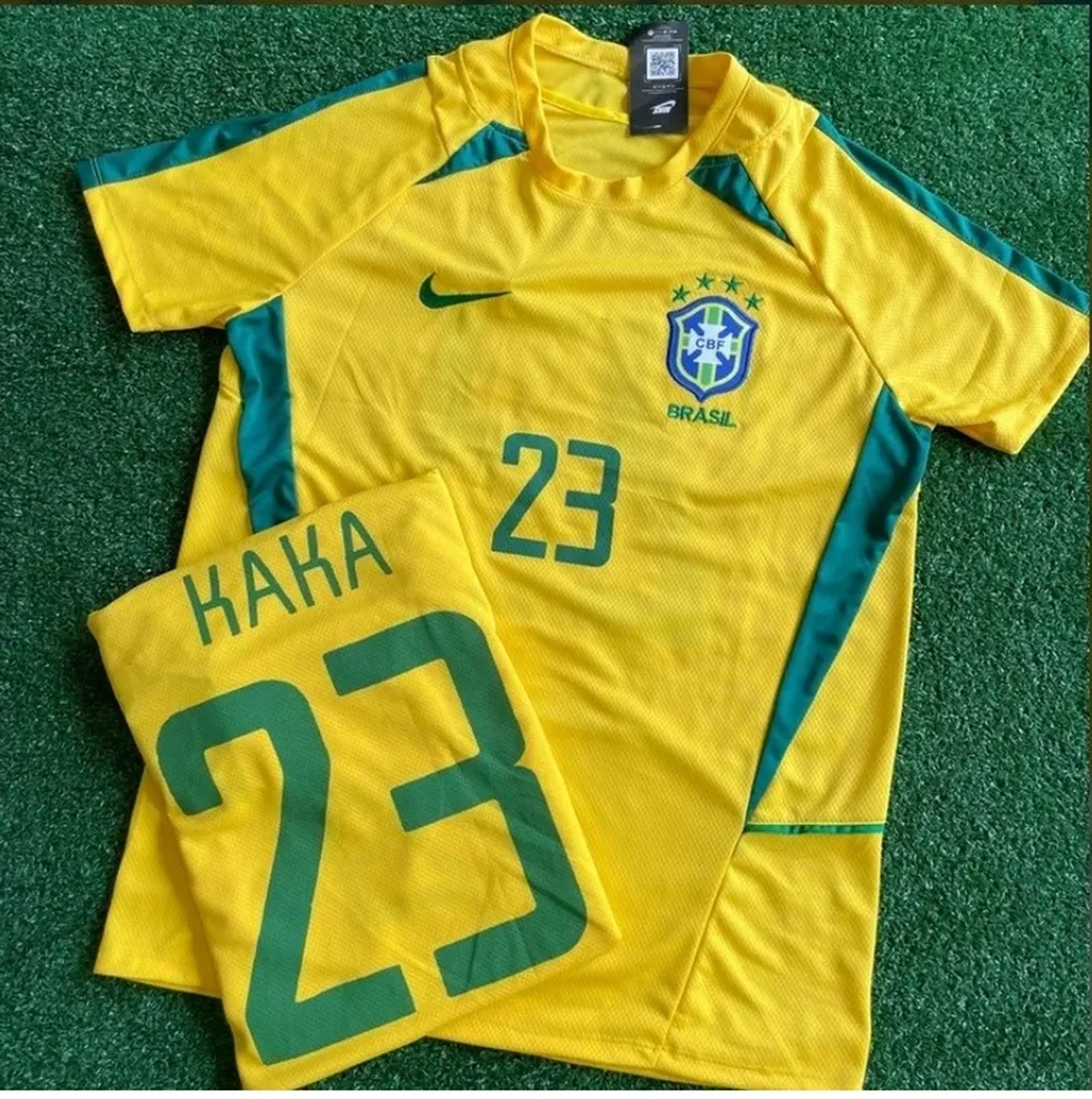 Camisa Brasil Amarela Kaká Nacional Premium imagem
