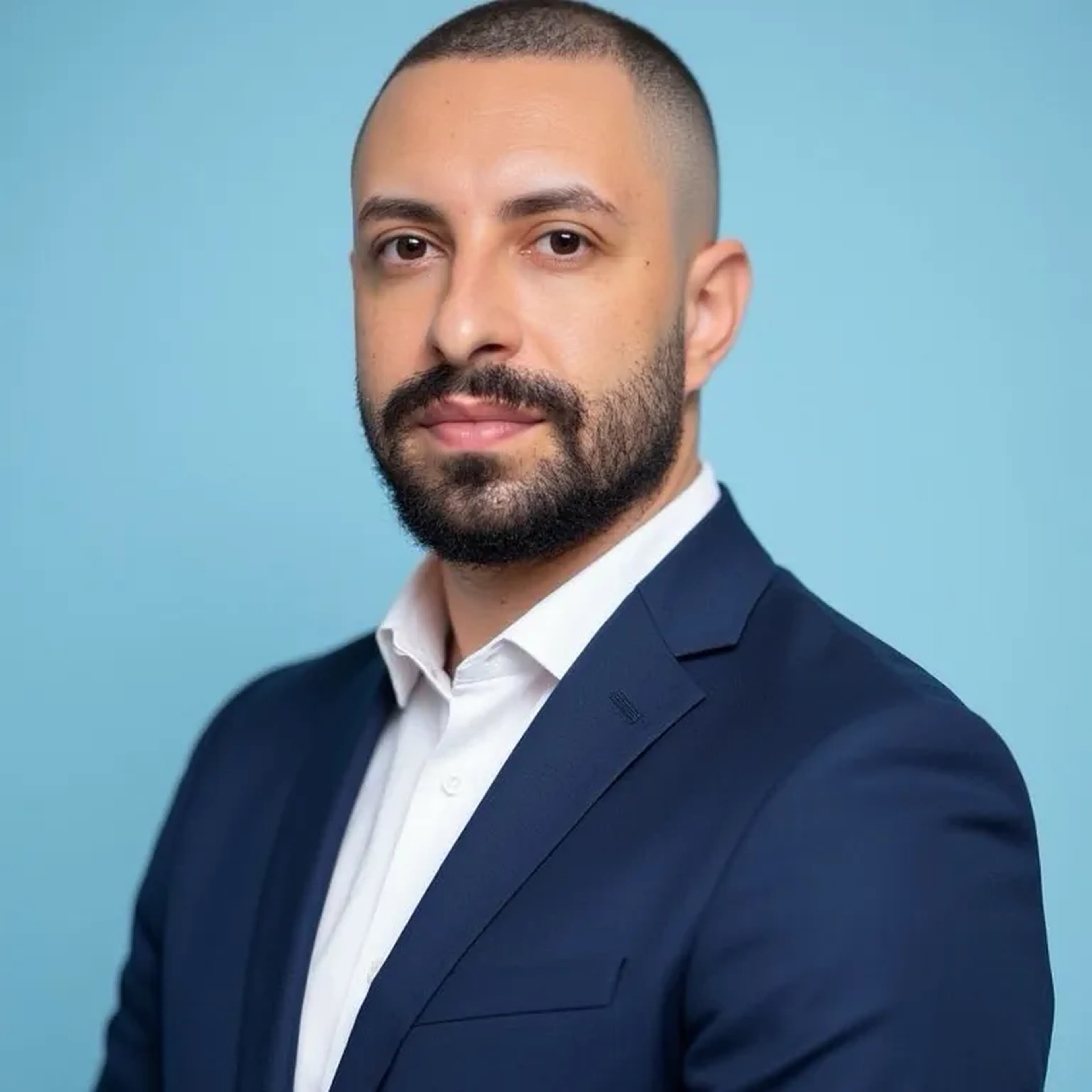 10 FOTOS - ENSAIO EMPRESARIAL FUNDO NEUTRO - IA imagem