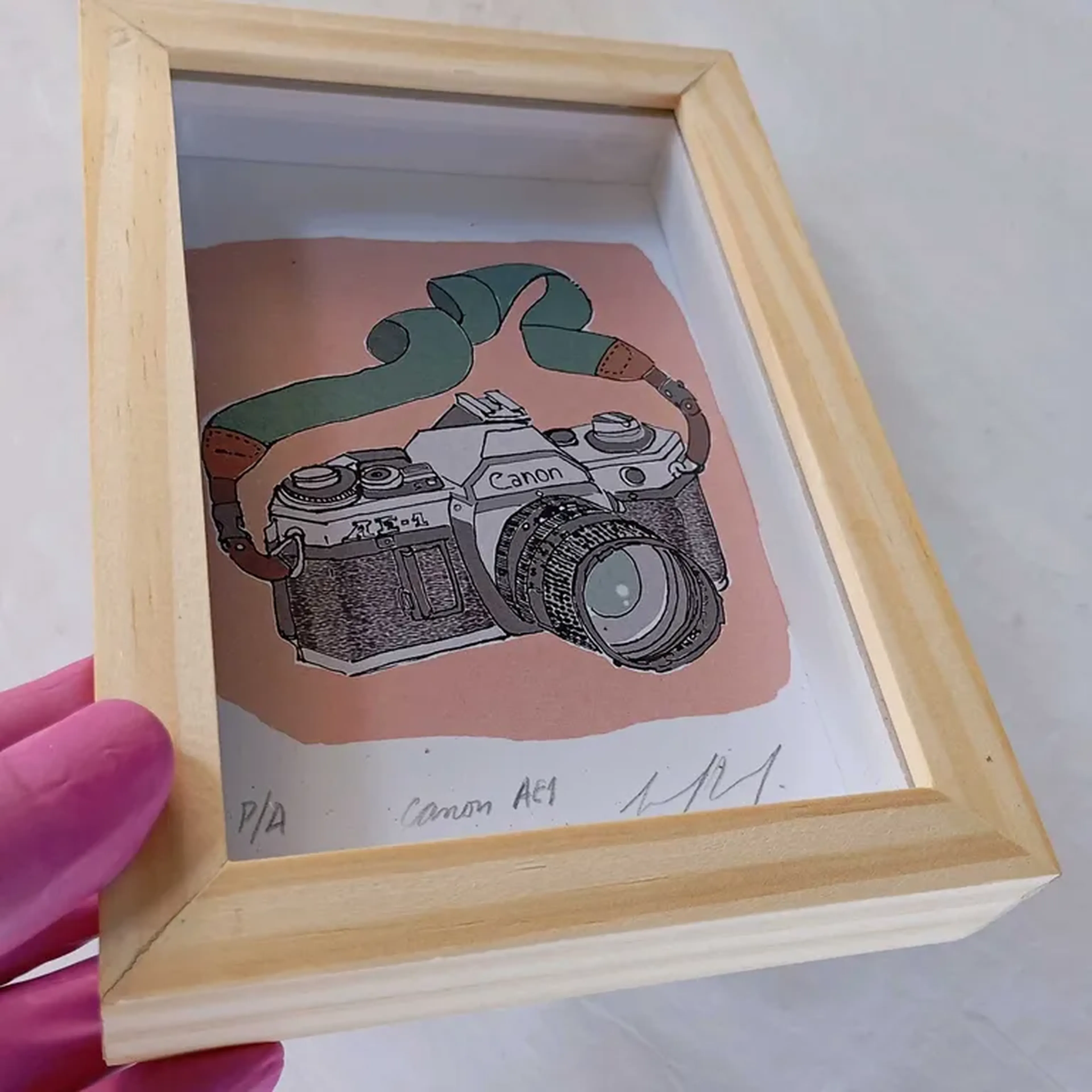 We Love Cameras - Canon AE1 - 10x15 cm moldura alta imagem