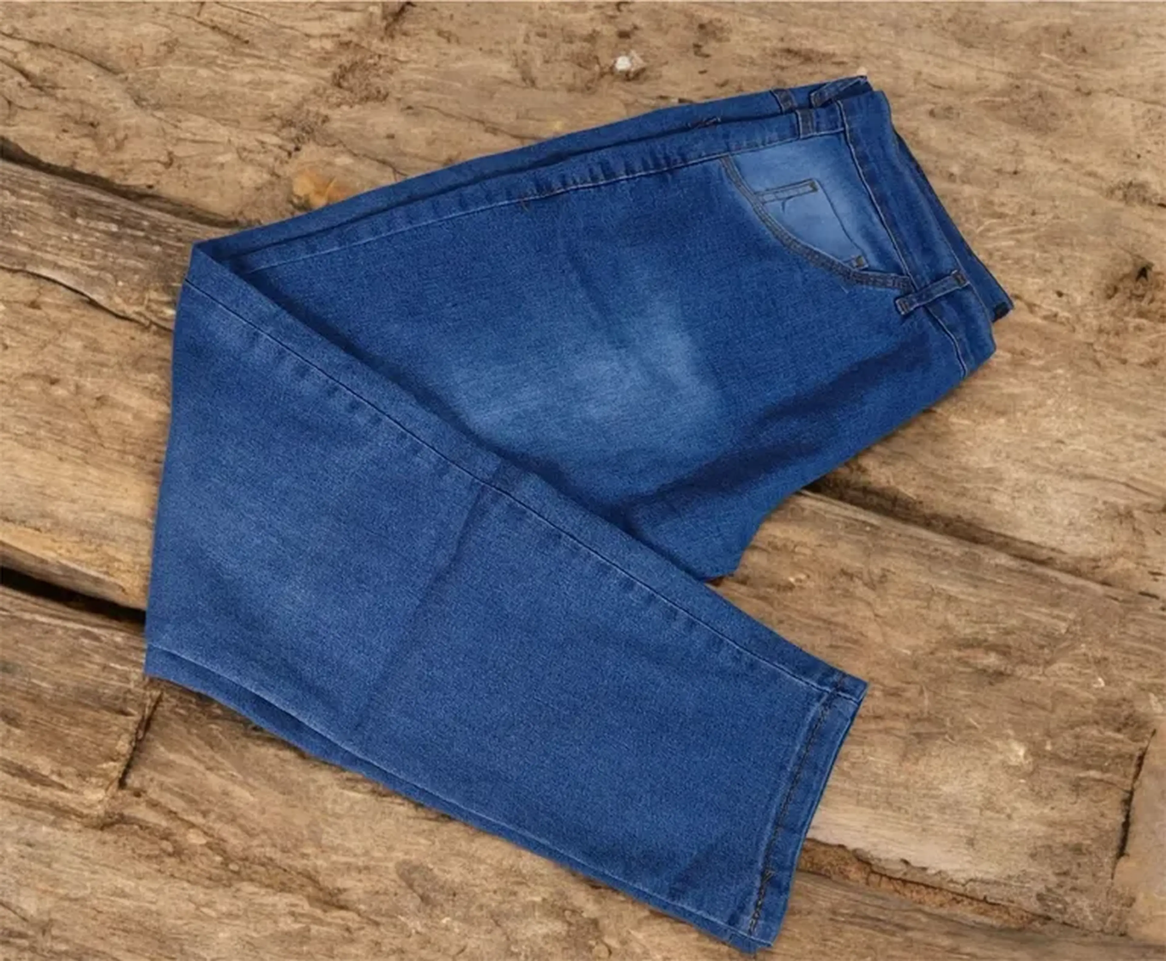 Calça jeans skinny imagem