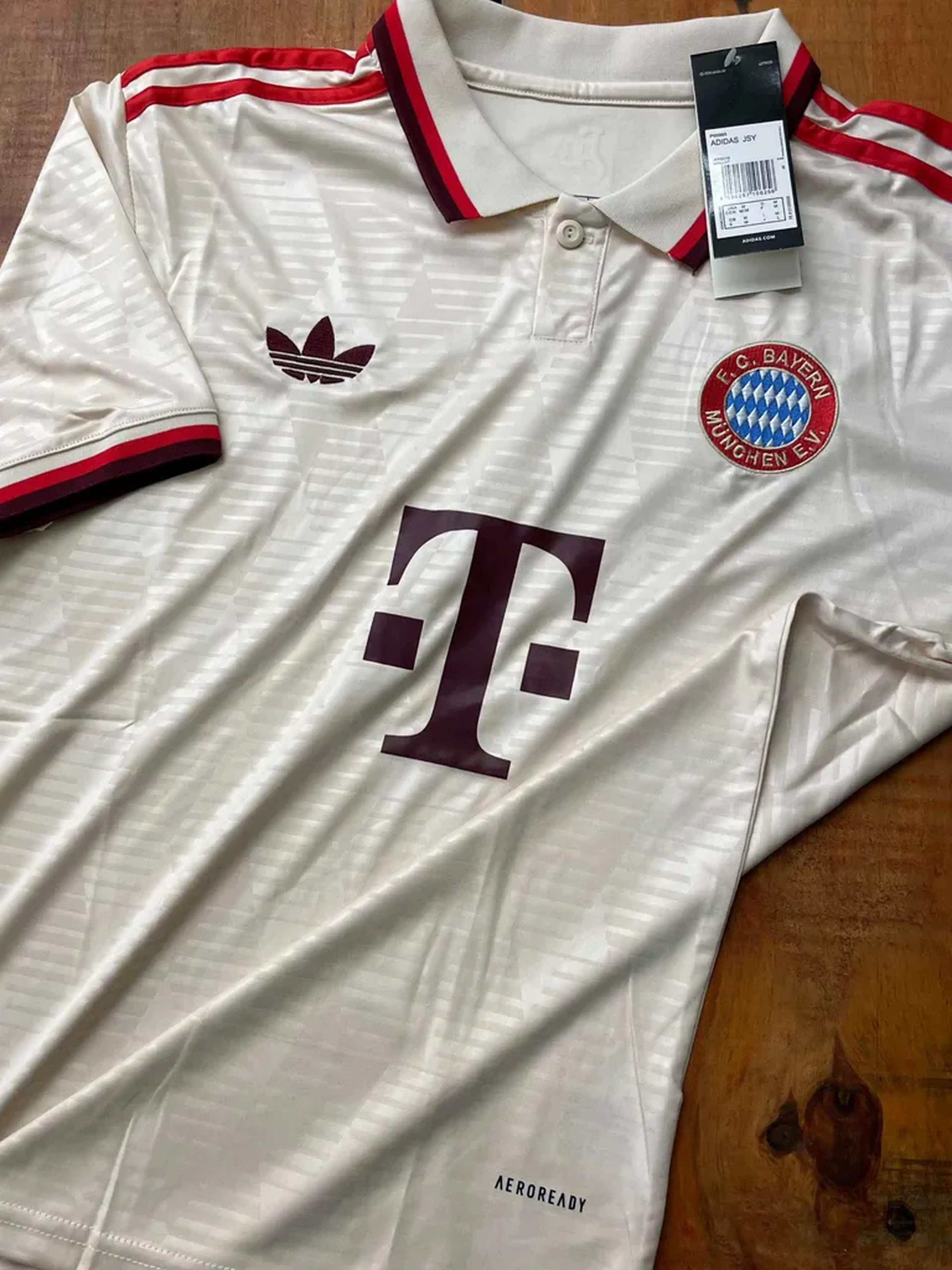Uniforme Bayern de Munique Third 2024 25 imagem