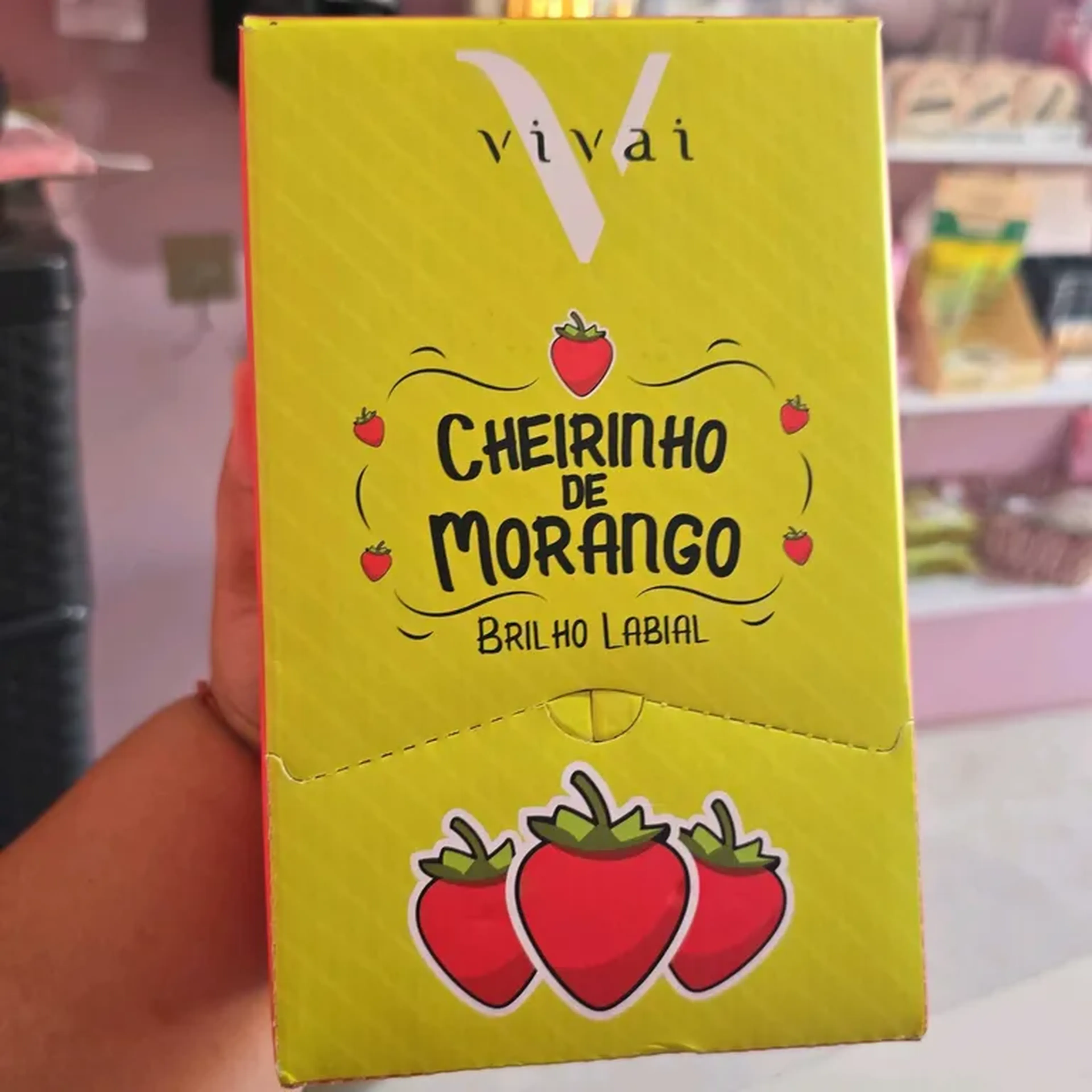 Brilho labial cheirinho de morango imagem