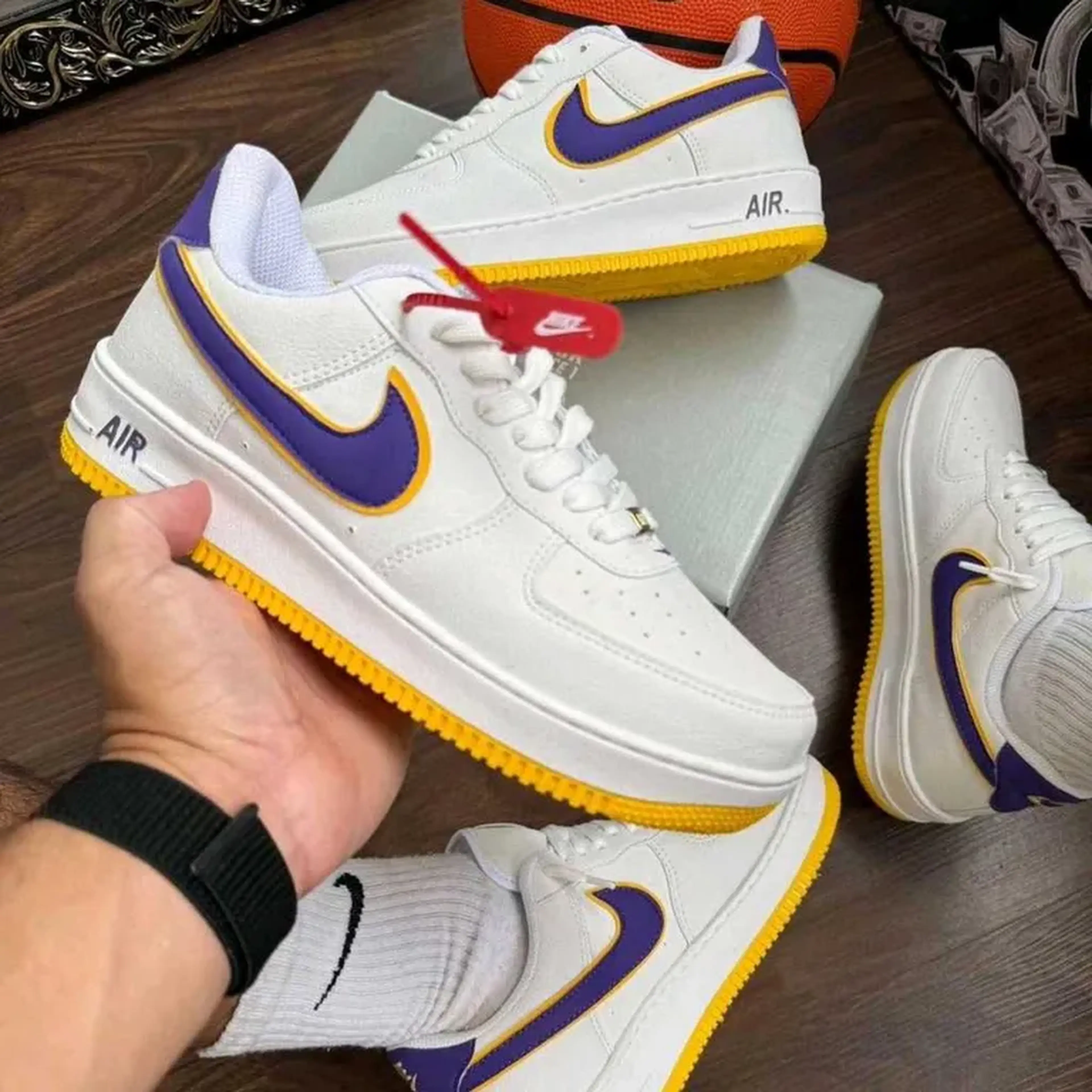 Air Force 1 'Lakers' - promocional imagem