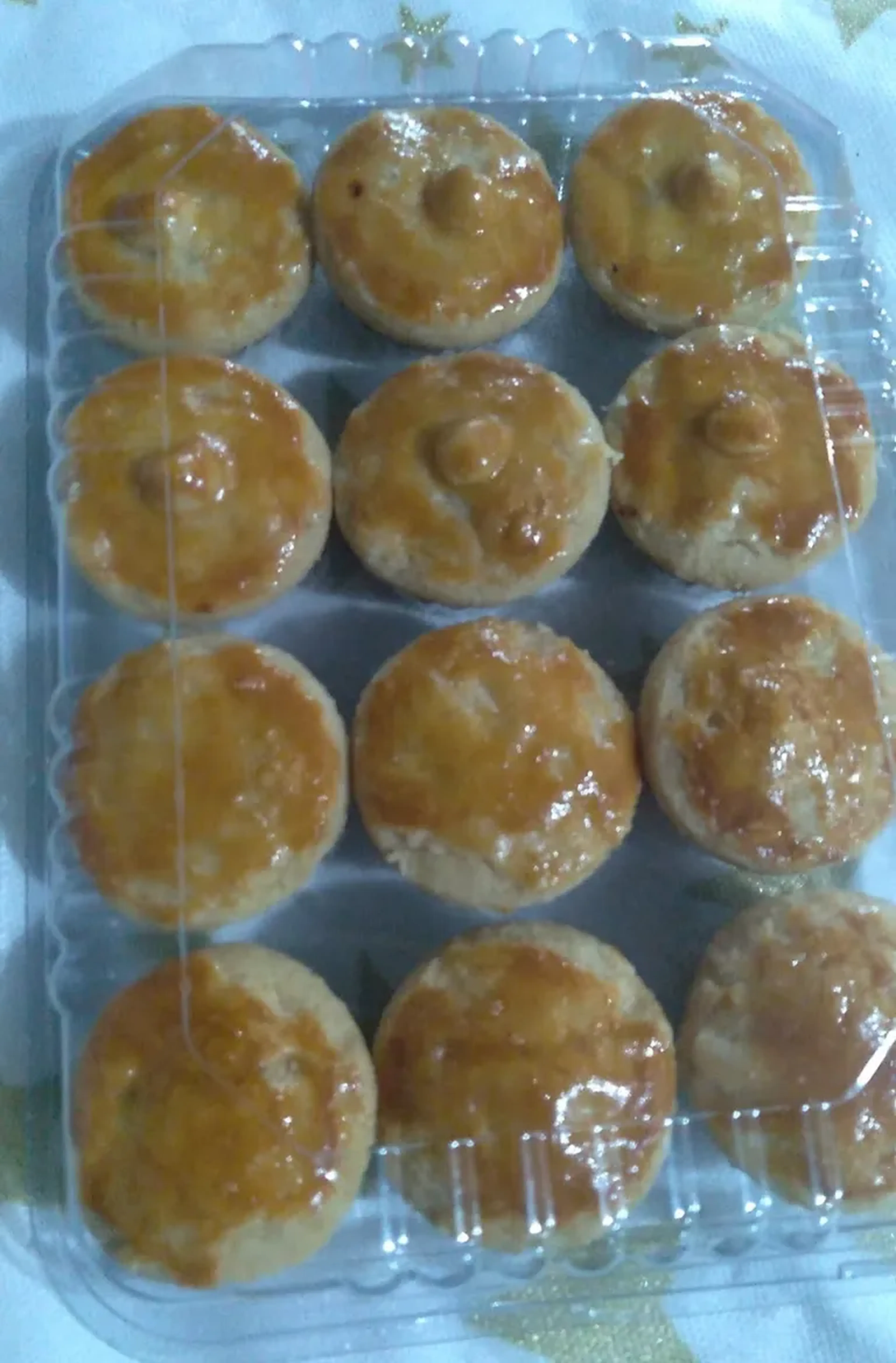 Empadinha de frango com 12 imagem