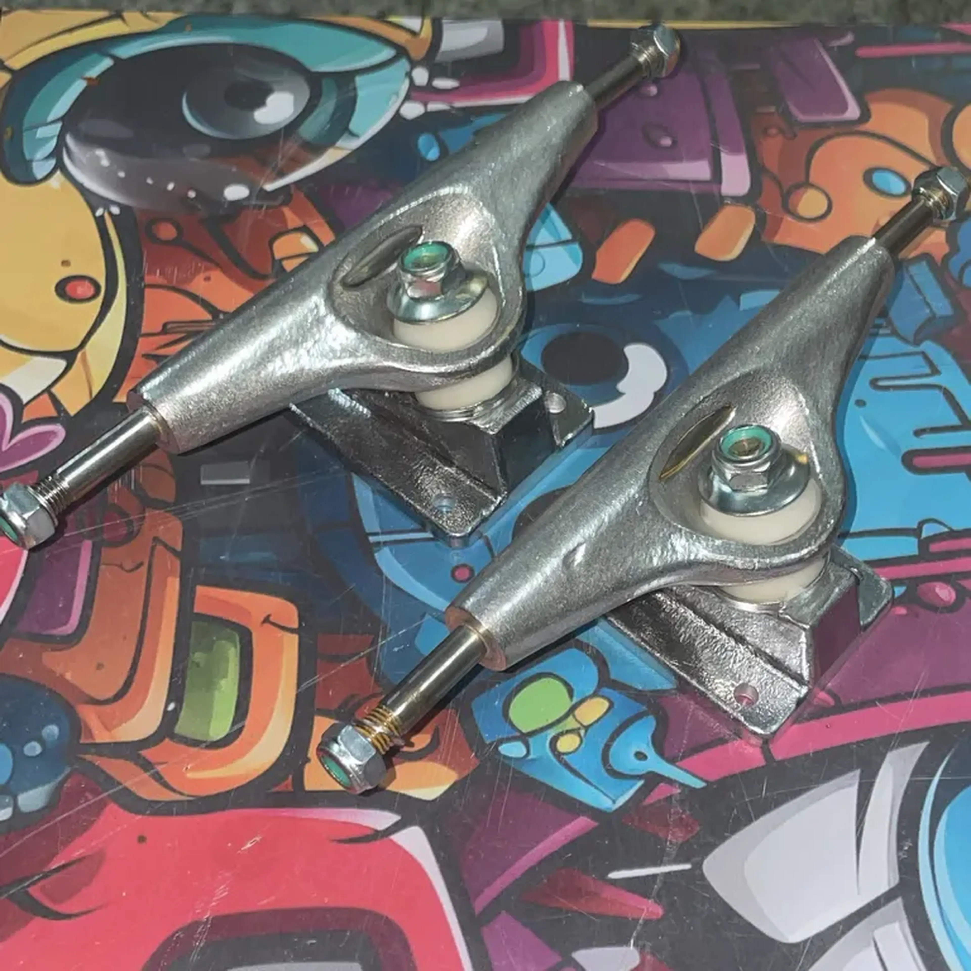 TRUCK SILVER 133 imagem