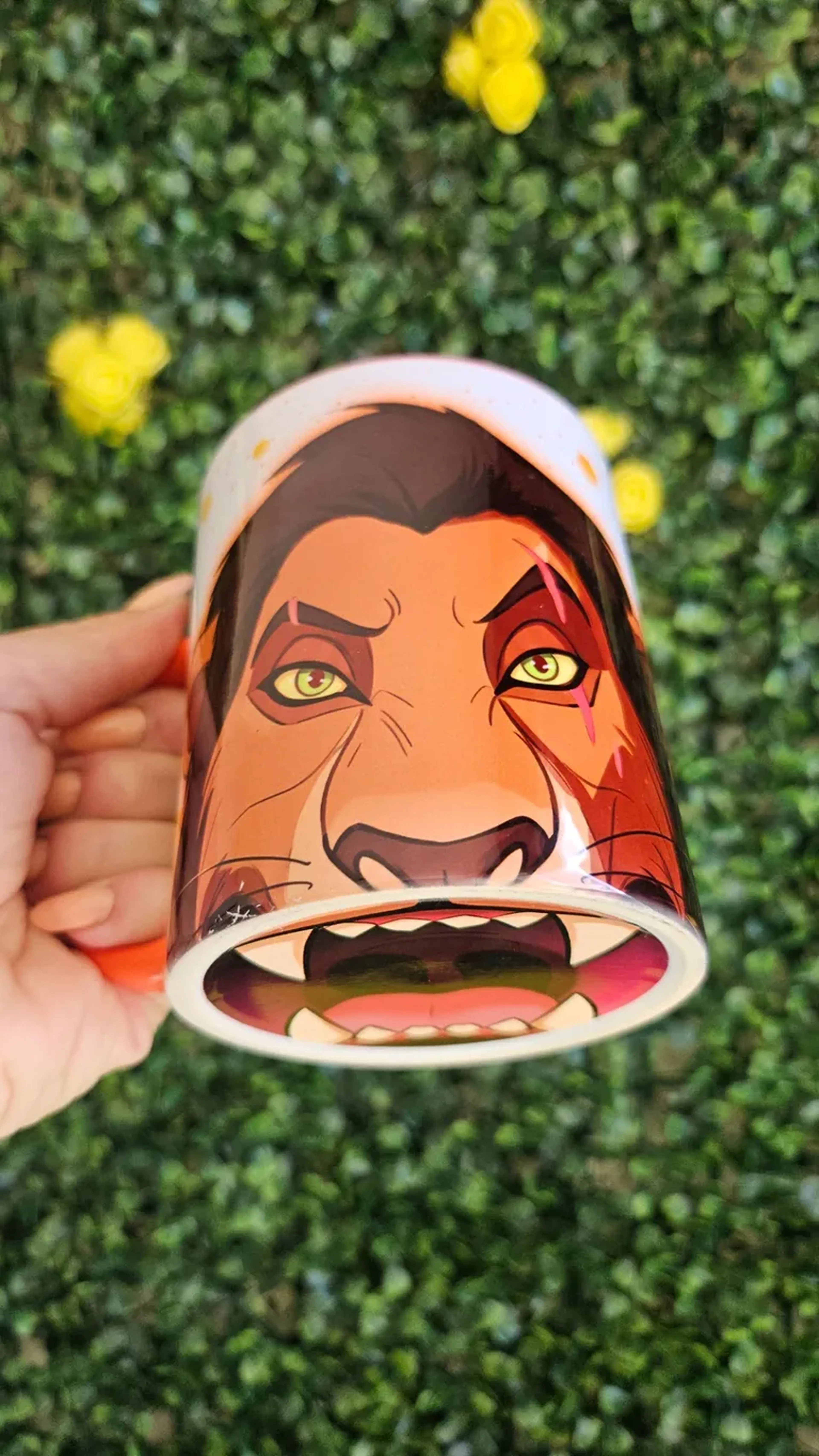 Caneca bocão Scar (a mais votada) imagem