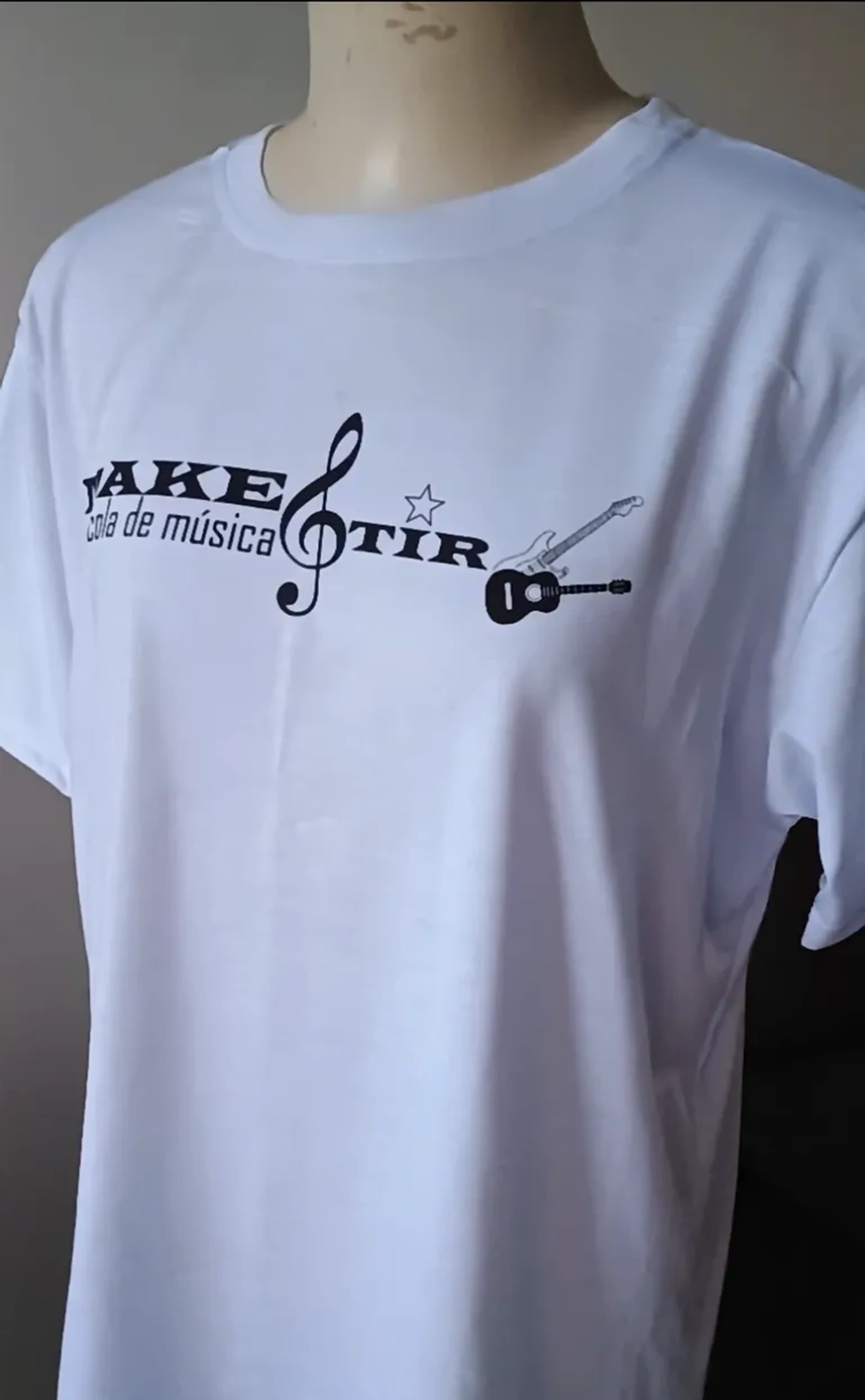 Camiseta Branca imagem
