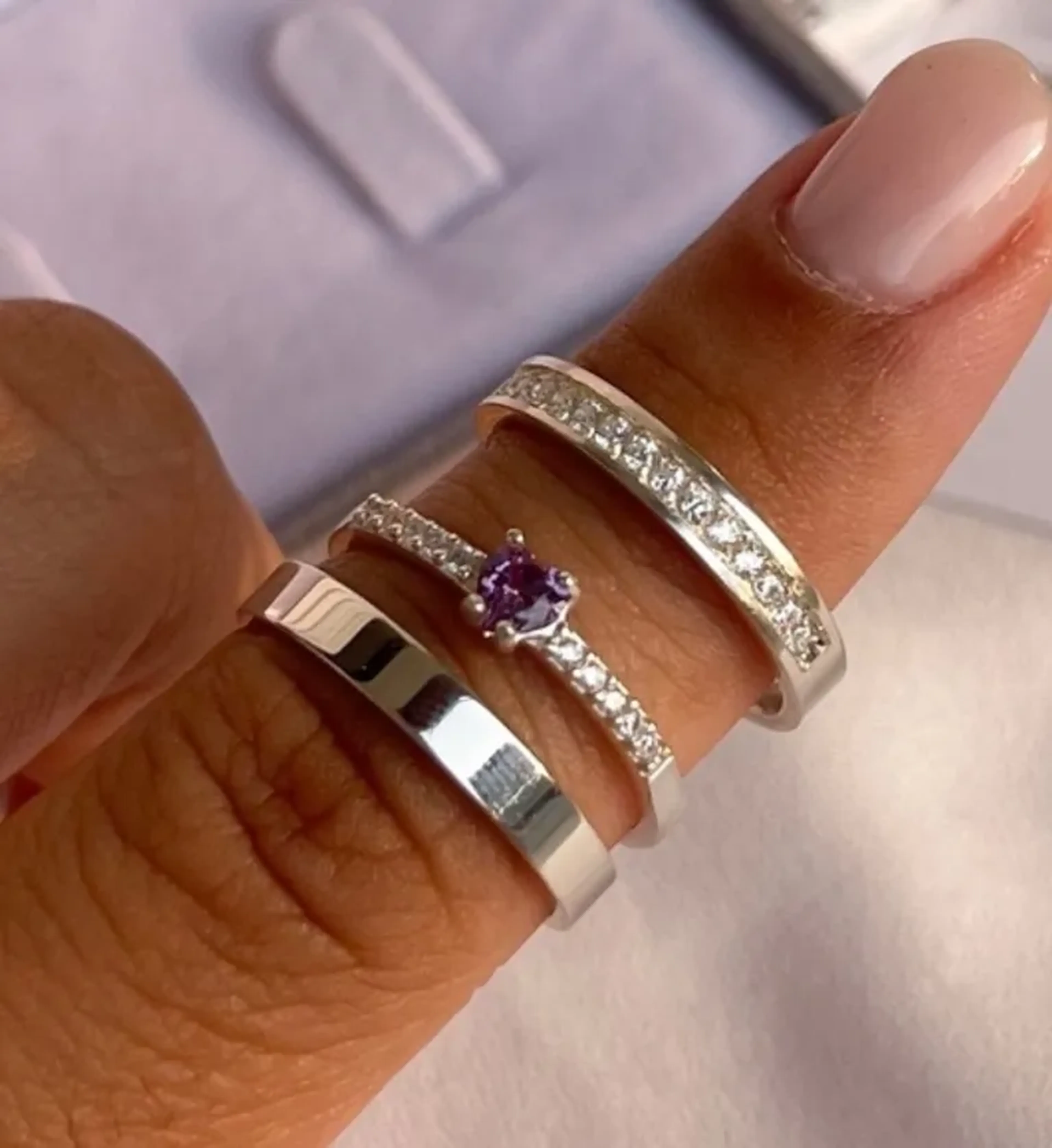 O Par 3MM cravejada polida imagem