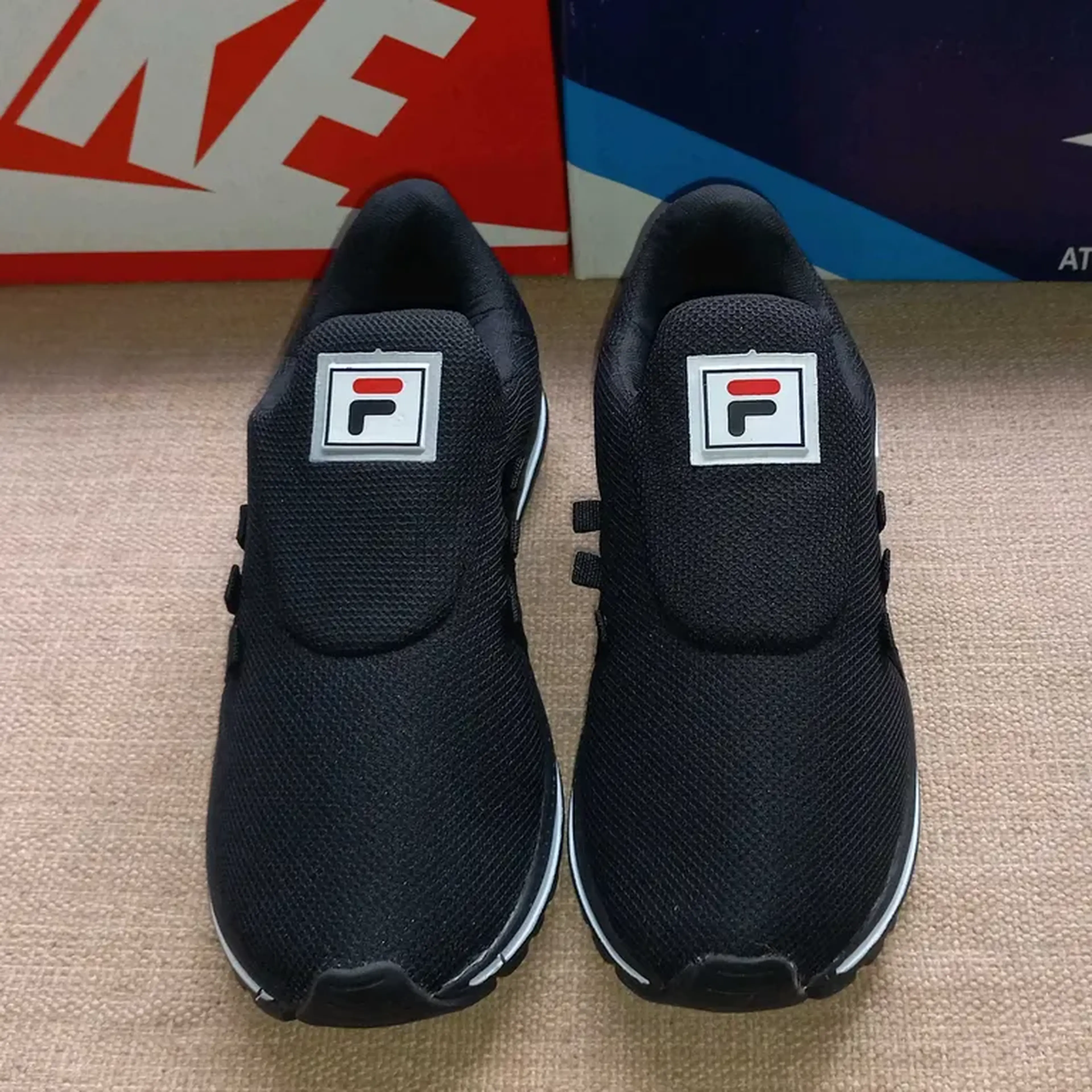 TÊNIS FILA MEIA PRETO BRANCO imagem