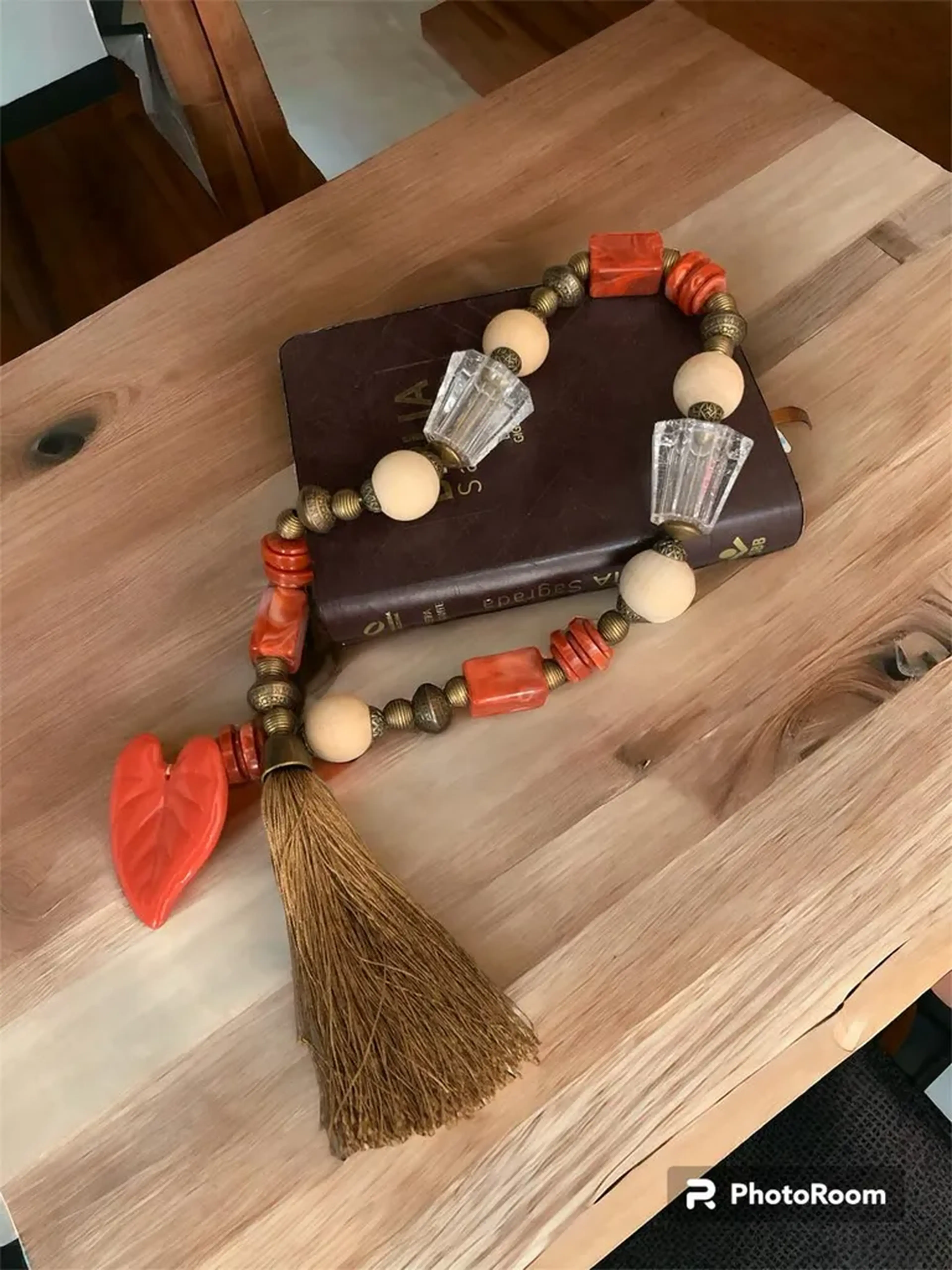Colar de mesa em resina terra cota imagem