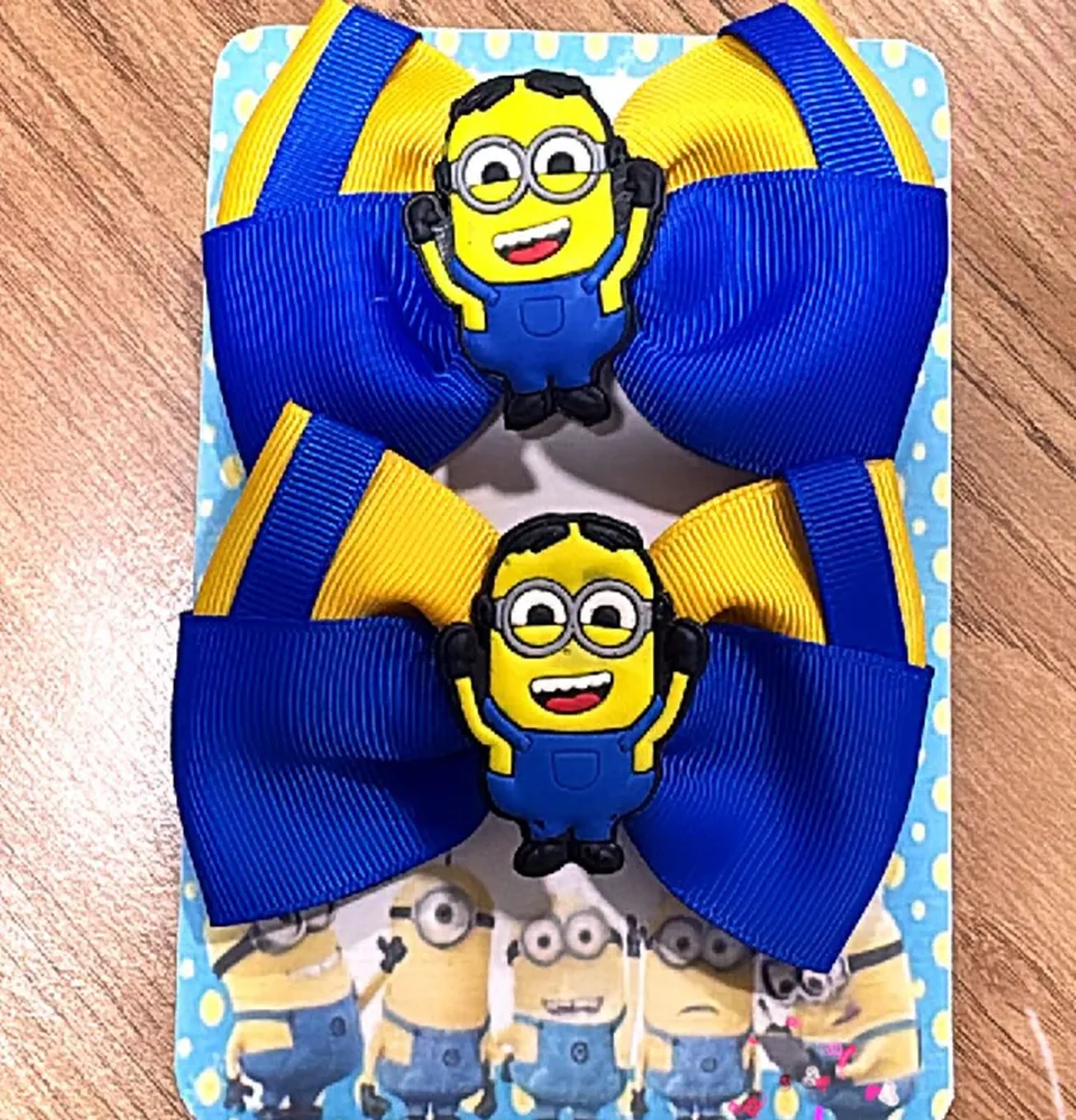 Lacinhos Minions 01 imagem