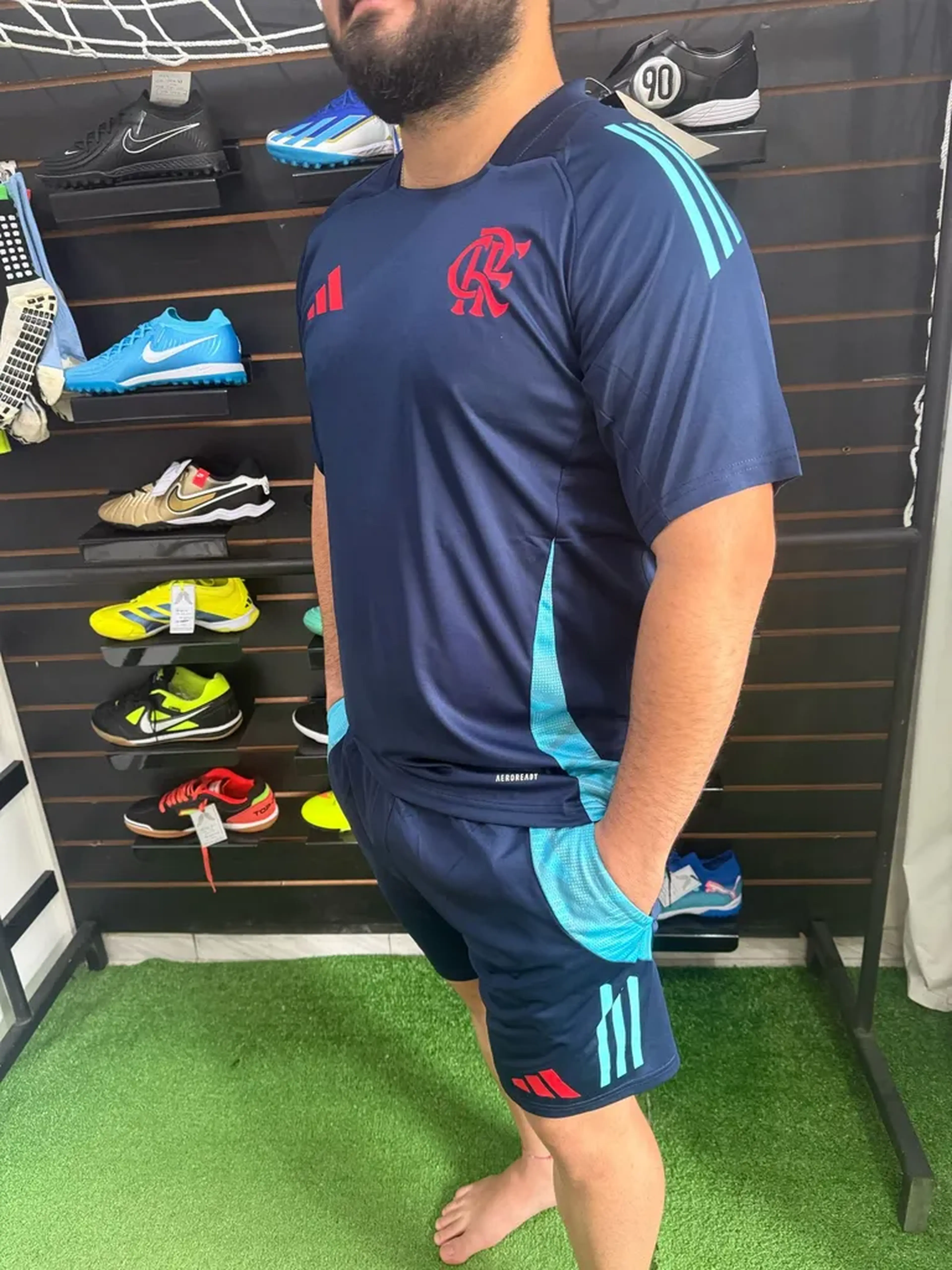 Conjunto de treino Flamengo 25-26 camisa + short imagem