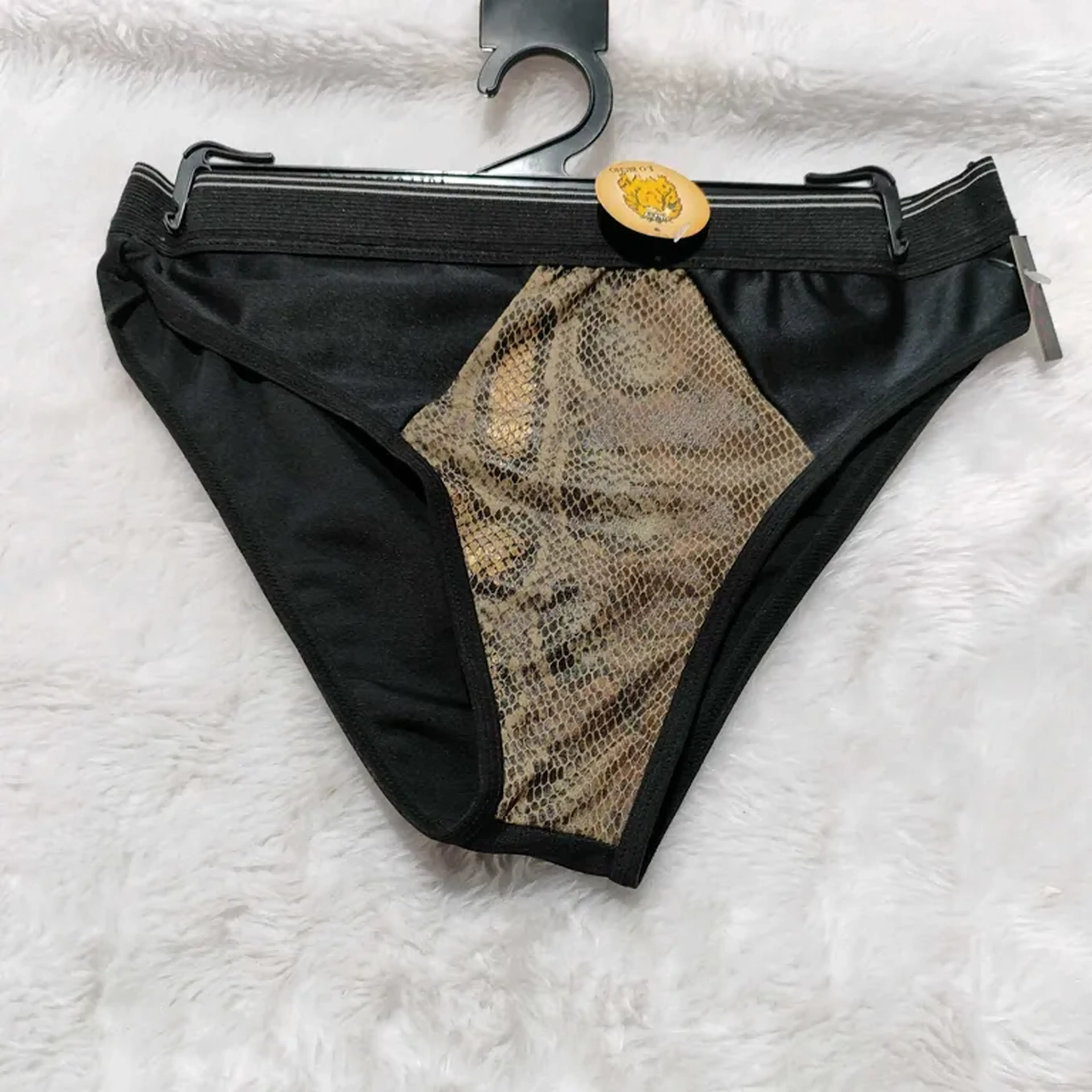 Cueca Básica imagem