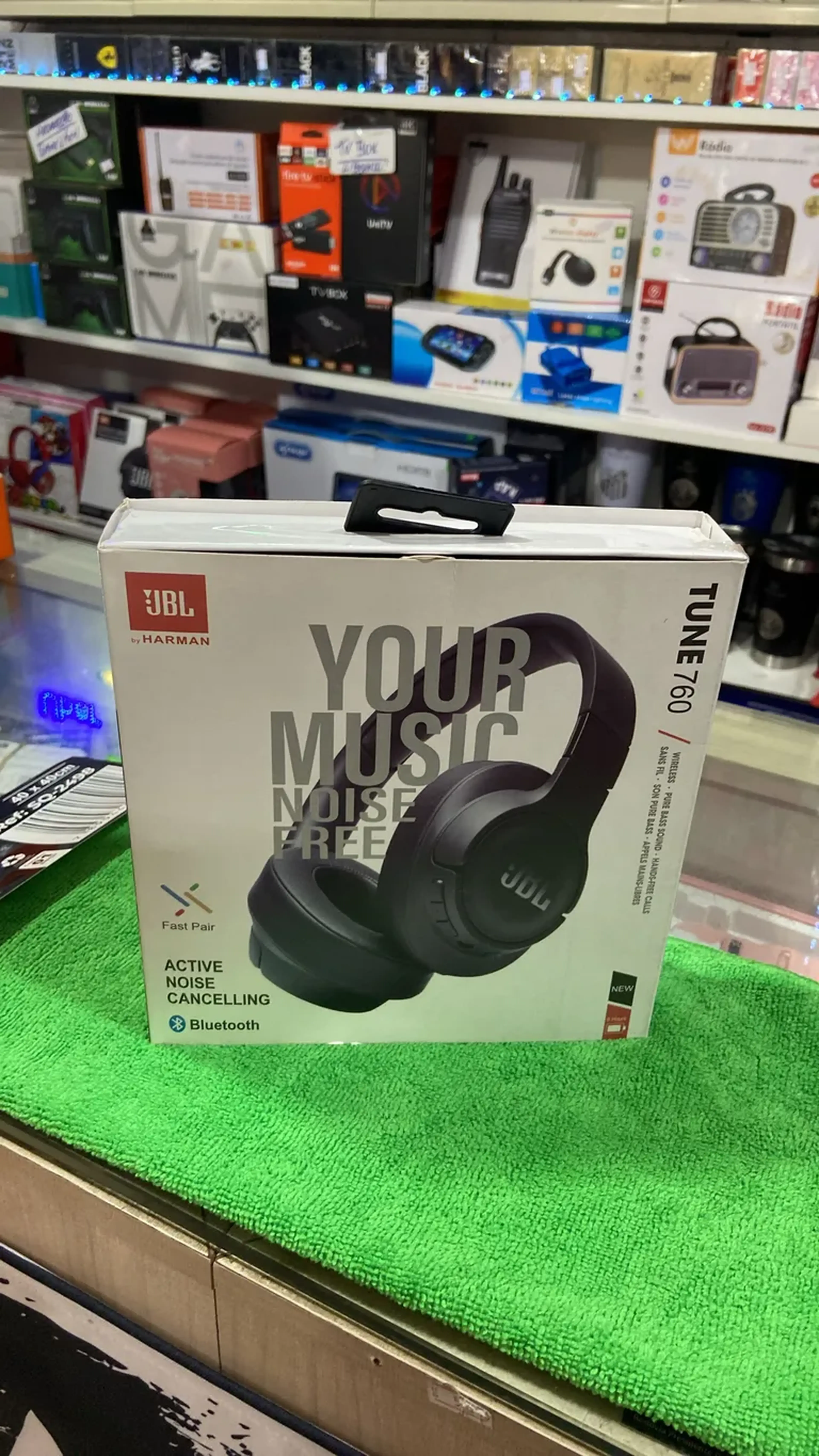 Fone de Ouvido JBL imagem