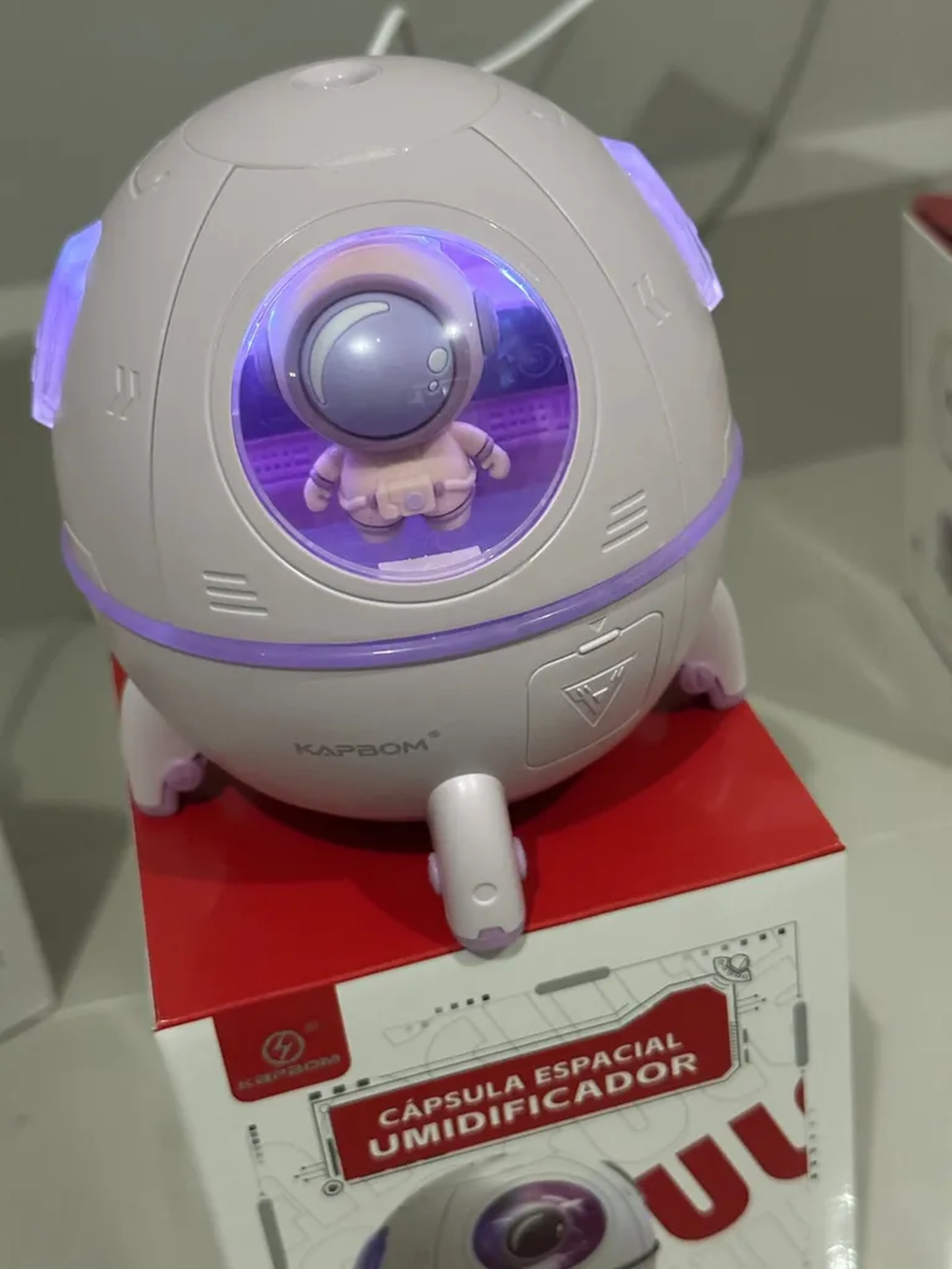Cápsula Espacial Umidificador LED Colorido imagem