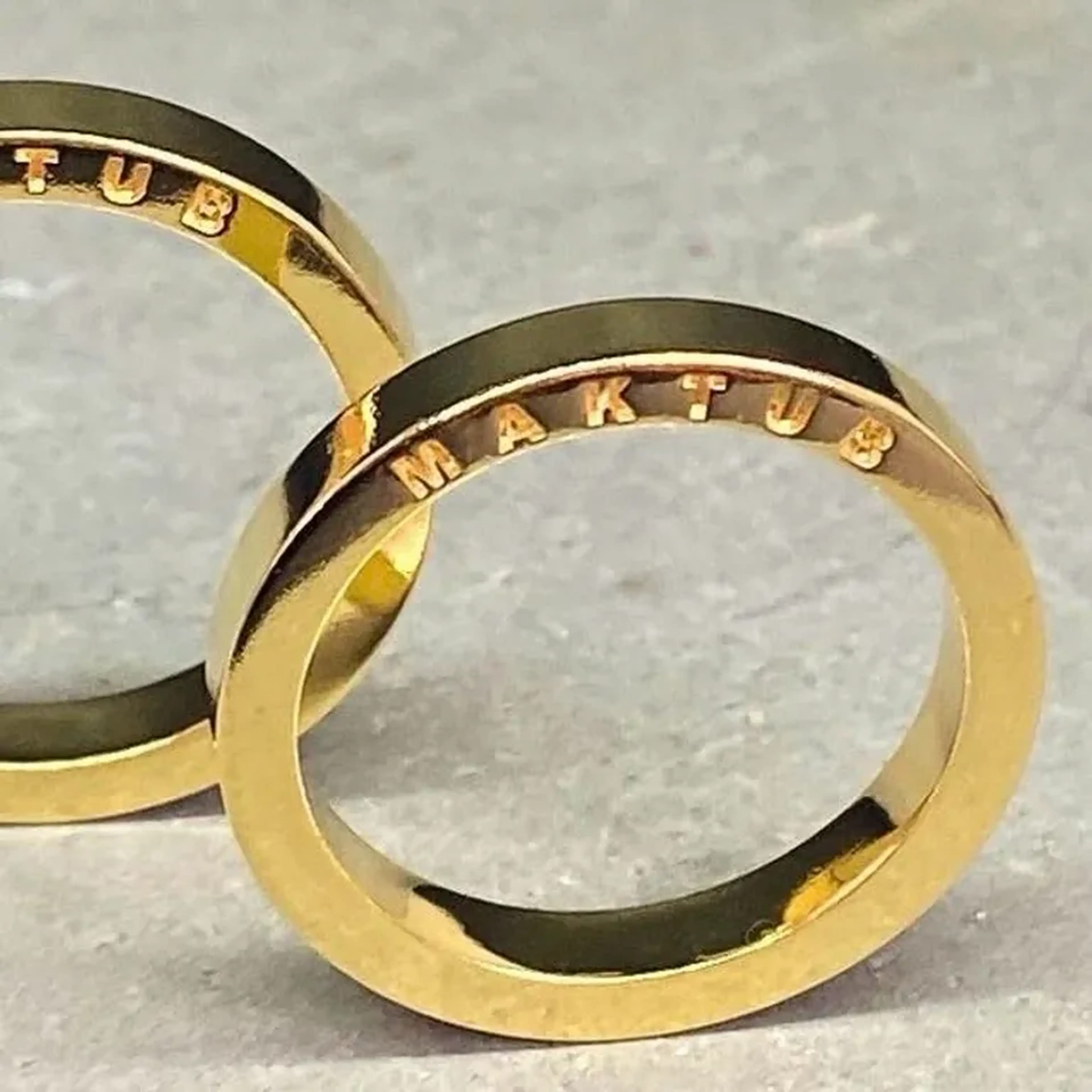 Par de Aliança 5mm Alta Banhada a Ouro 18k imagem
