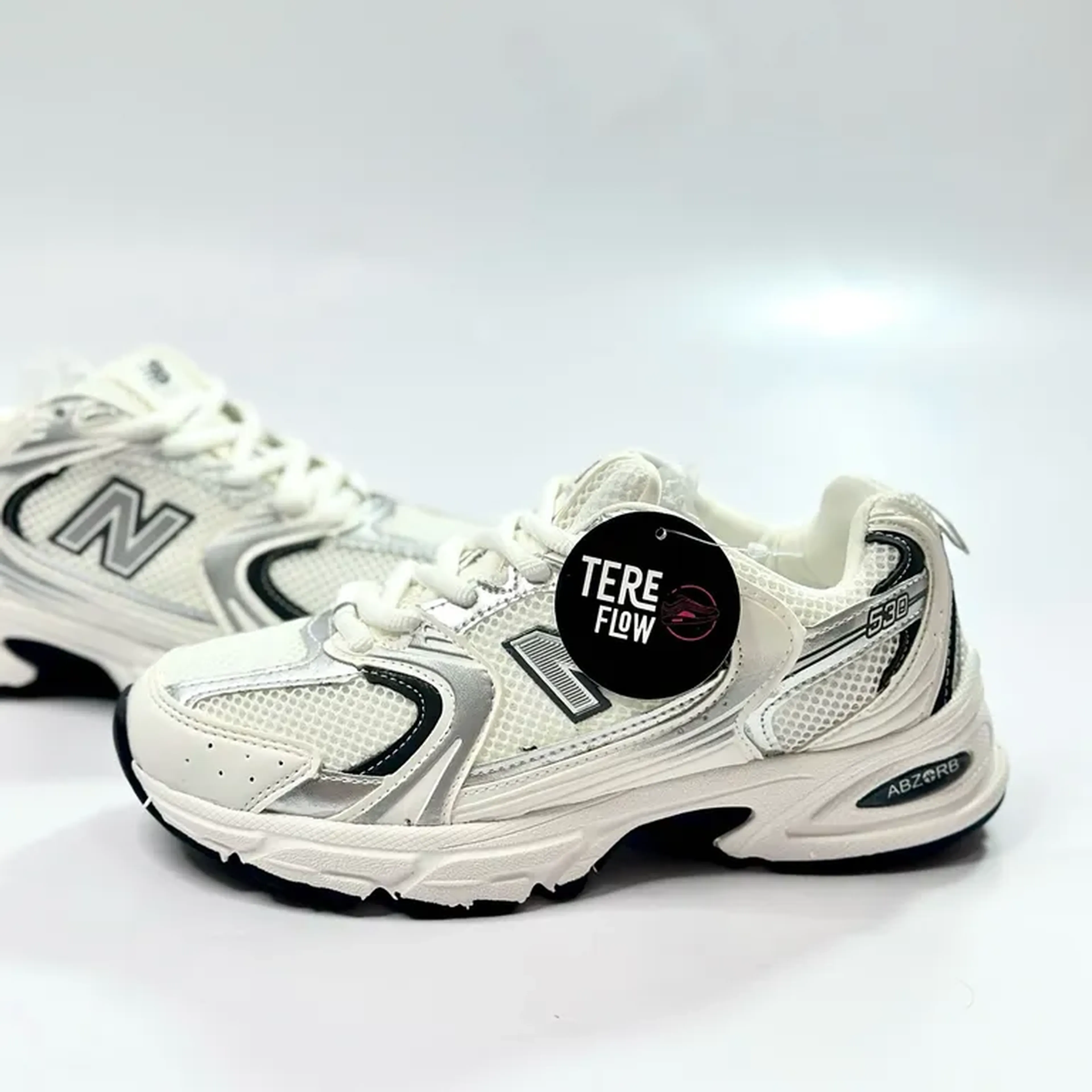 New Balance 530 Branco Prata imagem